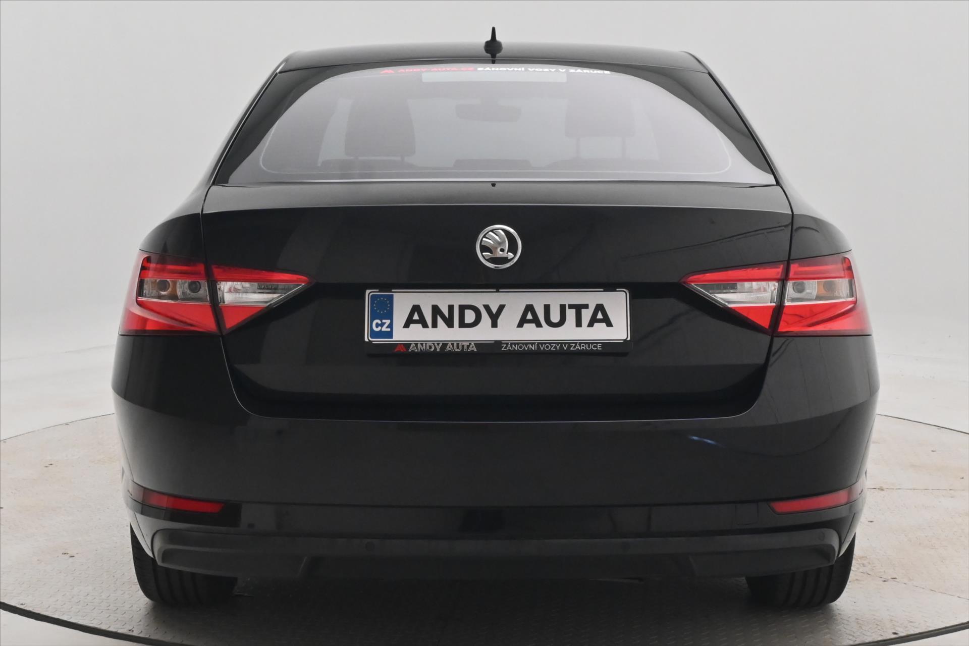 Hlavní fotografie vozu Škoda Superb 2,0 TDI 110 kW DSG Ambition Záruka až 5 let (6)