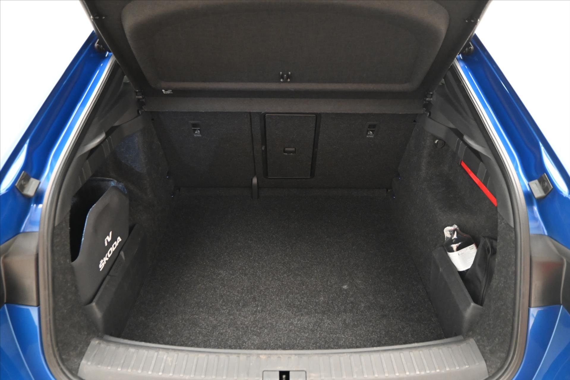 Hlavní fotografie vozu Škoda Enyaq 0,0 RS 220kW 4x4 SoH 85% Záruka až 3 roky (10)