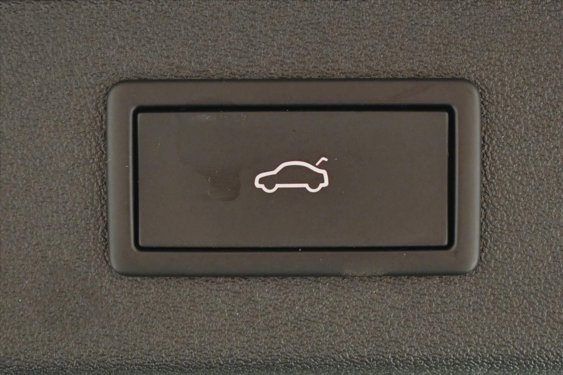 Hlavní fotografie vozu Škoda Enyaq 0,0 RS 220kW 4x4 SoH 85% Záruka až 3 roky (27)