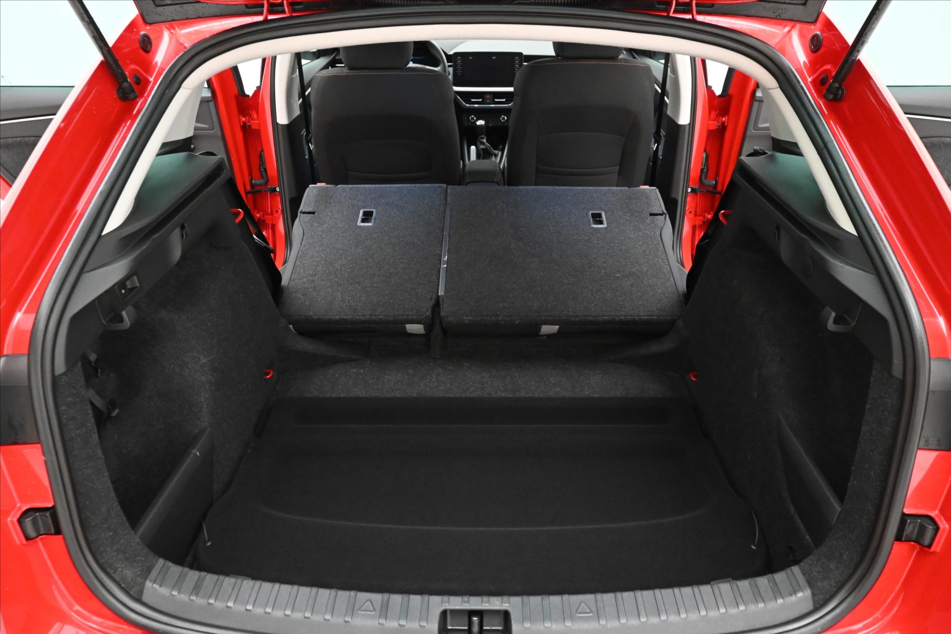 Hlavní fotografie vozu Škoda Scala 1,0 TSI 85kW Style Záruka až 5 let (11)