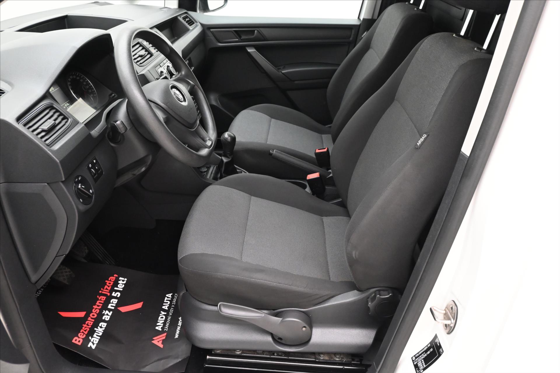 Hlavní fotografie vozu Volkswagen Caddy 2,0 TDI 75 kW MAXI (13)