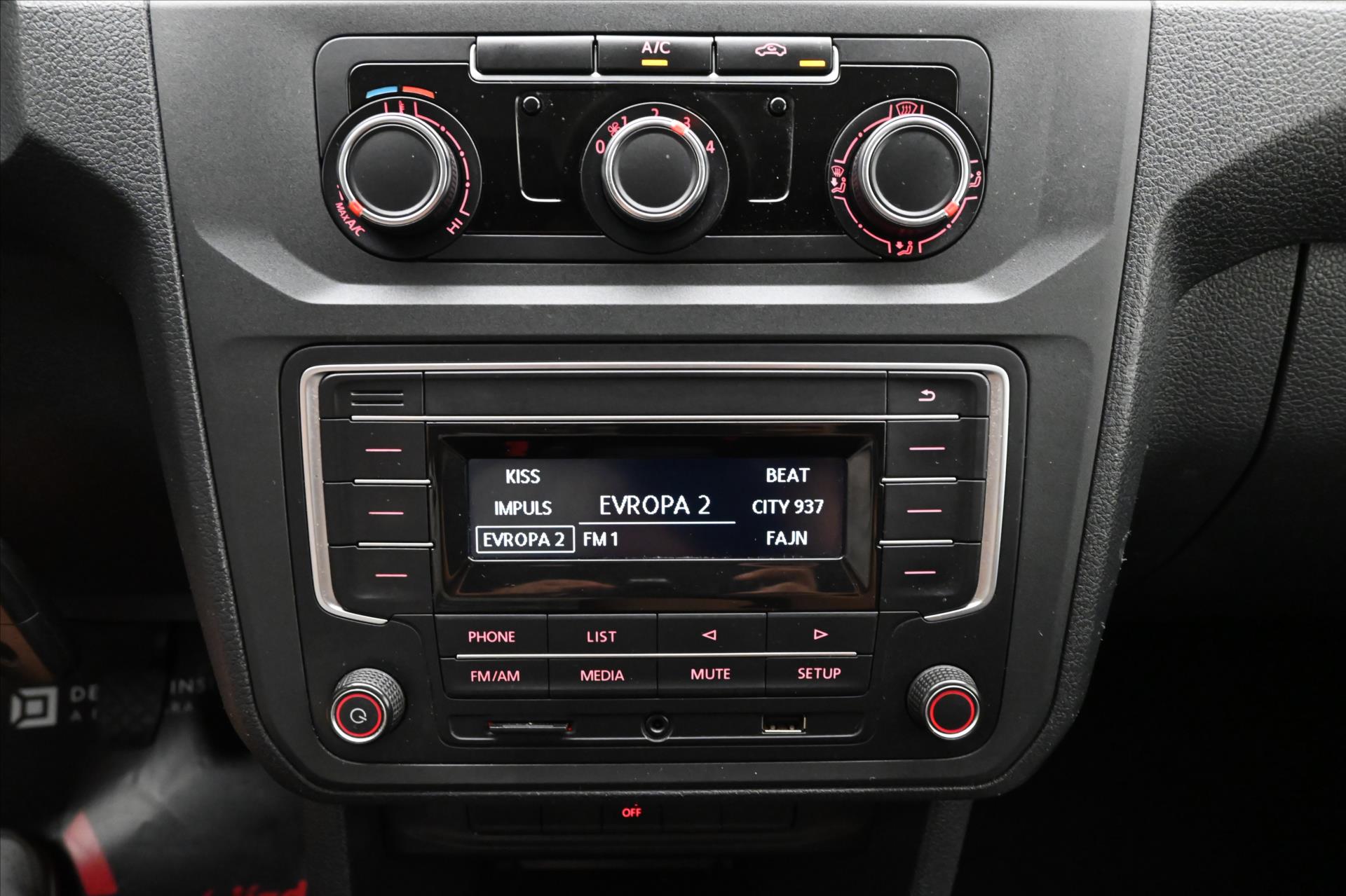 Hlavní fotografie vozu Volkswagen Caddy 2,0 TDI 75 kW MAXI (19)