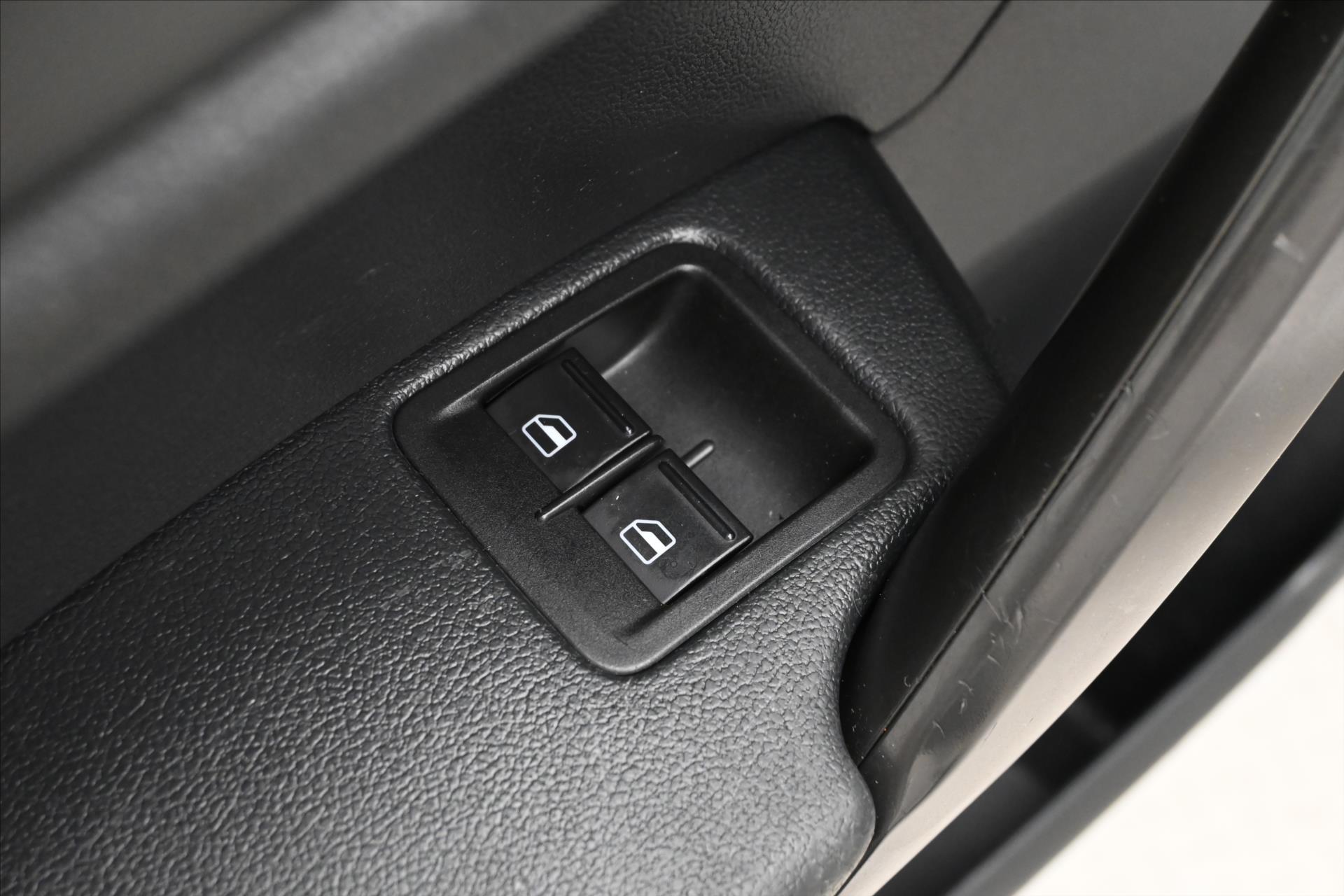 Hlavní fotografie vozu Volkswagen Caddy 2,0 TDI 75 kW MAXI (22)