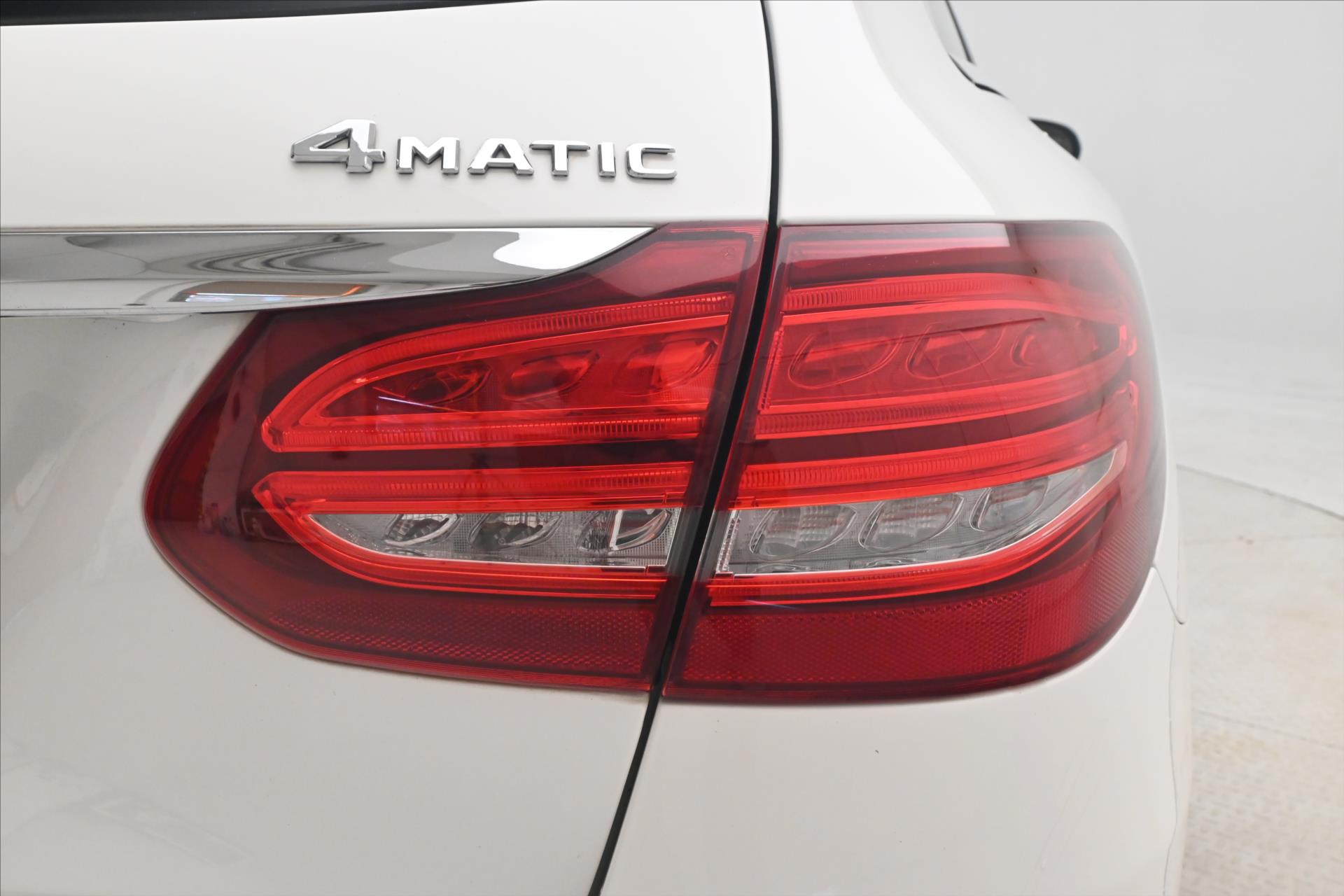 Hlavní fotografie vozu Mercedes-Benz Třídy C 2,2 220d 4Matic 9G-Tronic Záruka až 5 let (28)