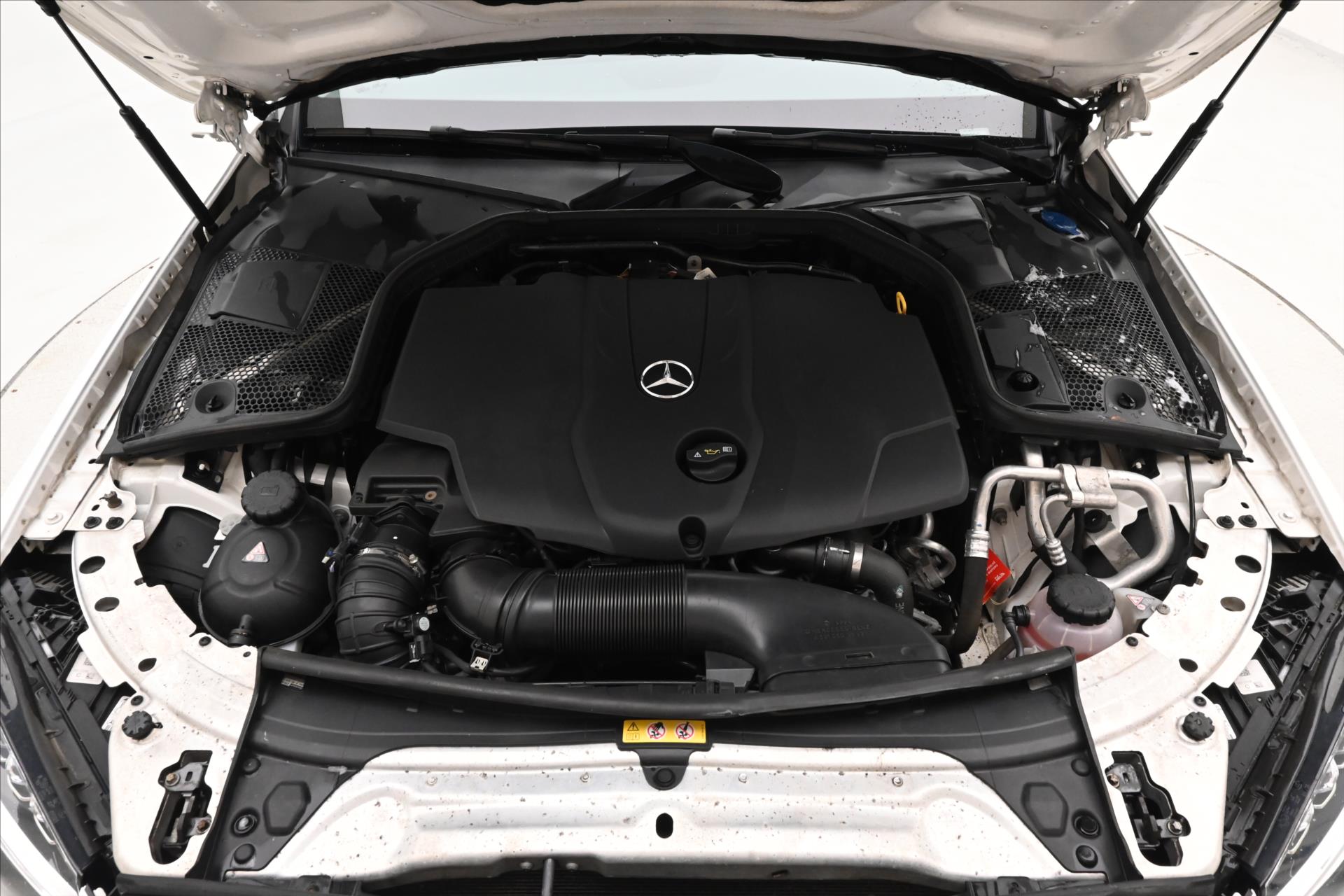 Hlavní fotografie vozu Mercedes-Benz Třídy C 2,2 220d 4Matic 9G-Tronic Záruka až 5 let (9)