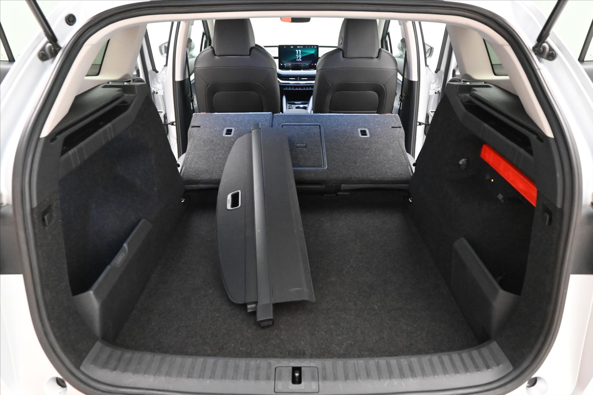 Hlavní fotografie vozu Škoda Enyaq iV 60 132 kW SoH 89% Záruka až 3 roky (11)