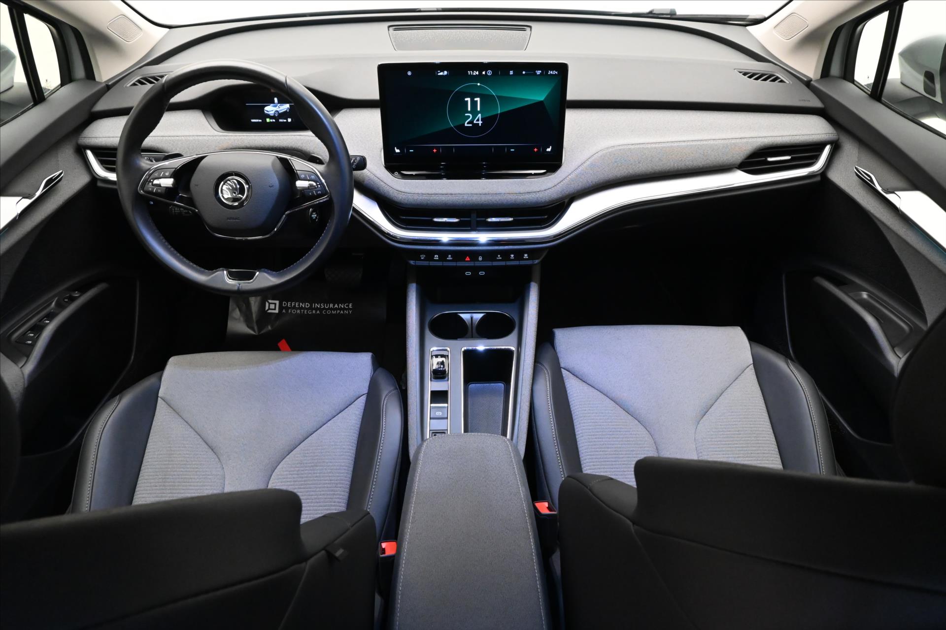 Hlavní fotografie vozu Škoda Enyaq iV 60 132 kW SoH 89% Záruka až 3 roky (15)