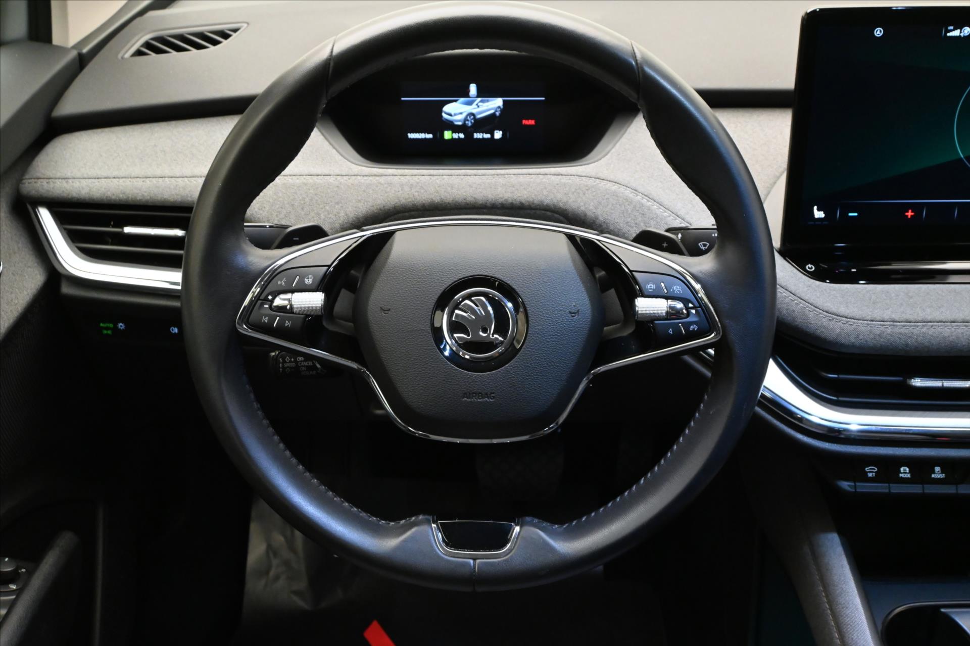 Hlavní fotografie vozu Škoda Enyaq iV 60 132 kW SoH 89% Záruka až 3 roky (18)