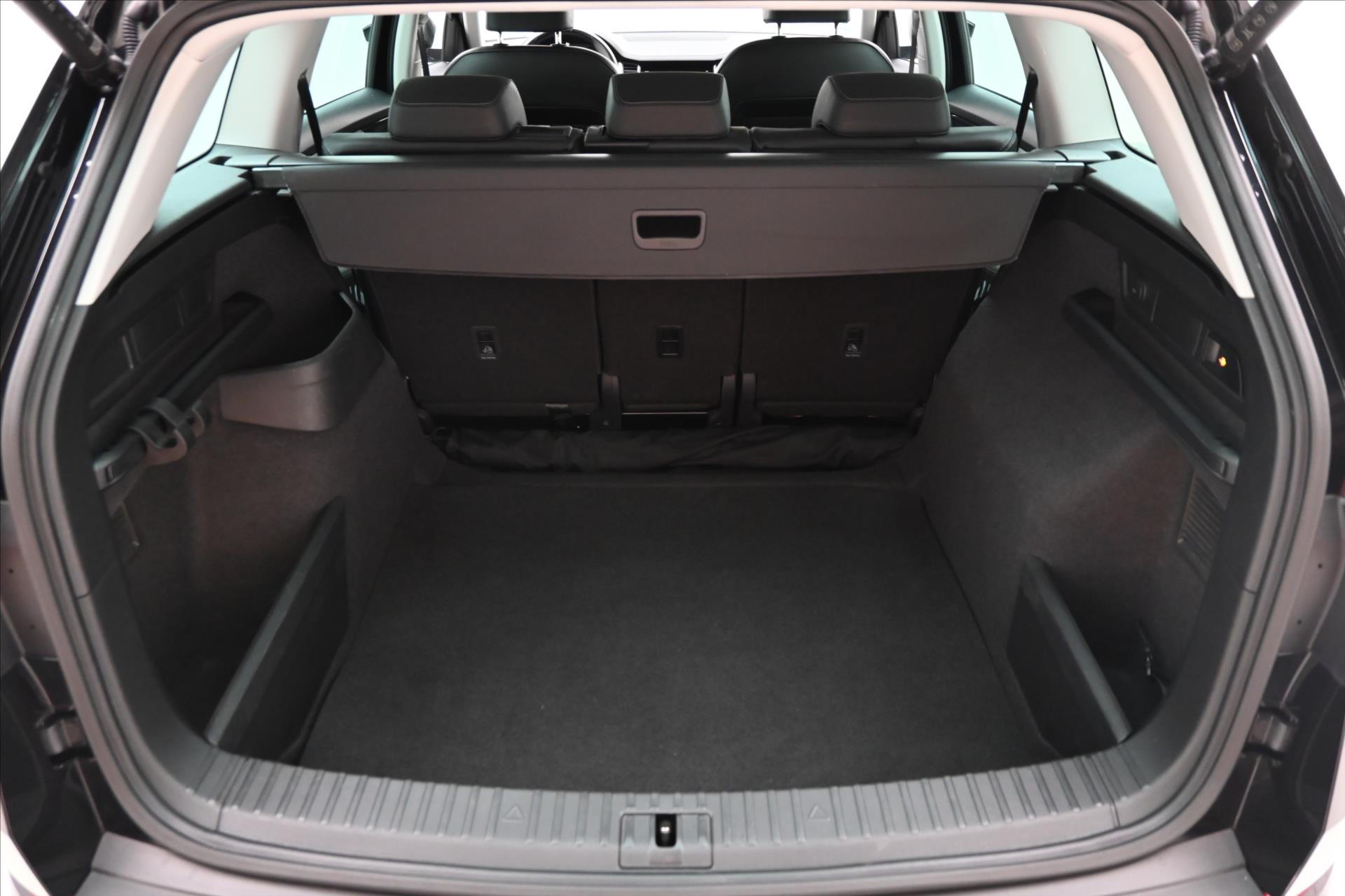 Hlavní fotografie vozu Škoda Kodiaq 2,0 TDI 110kW DSG Ambition Záruka až 5 let (10)