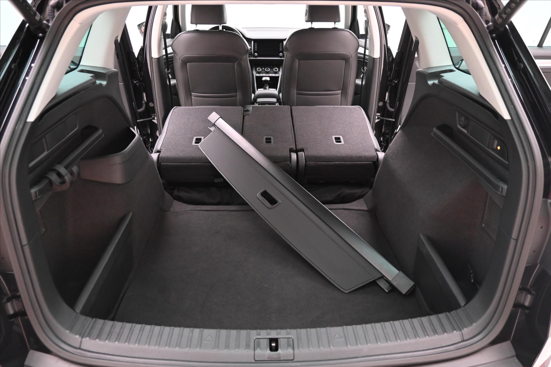 Hlavní fotografie vozu Škoda Kodiaq 2,0 TDI 110kW DSG Tažné Navi Záruka až 5 let (11)
