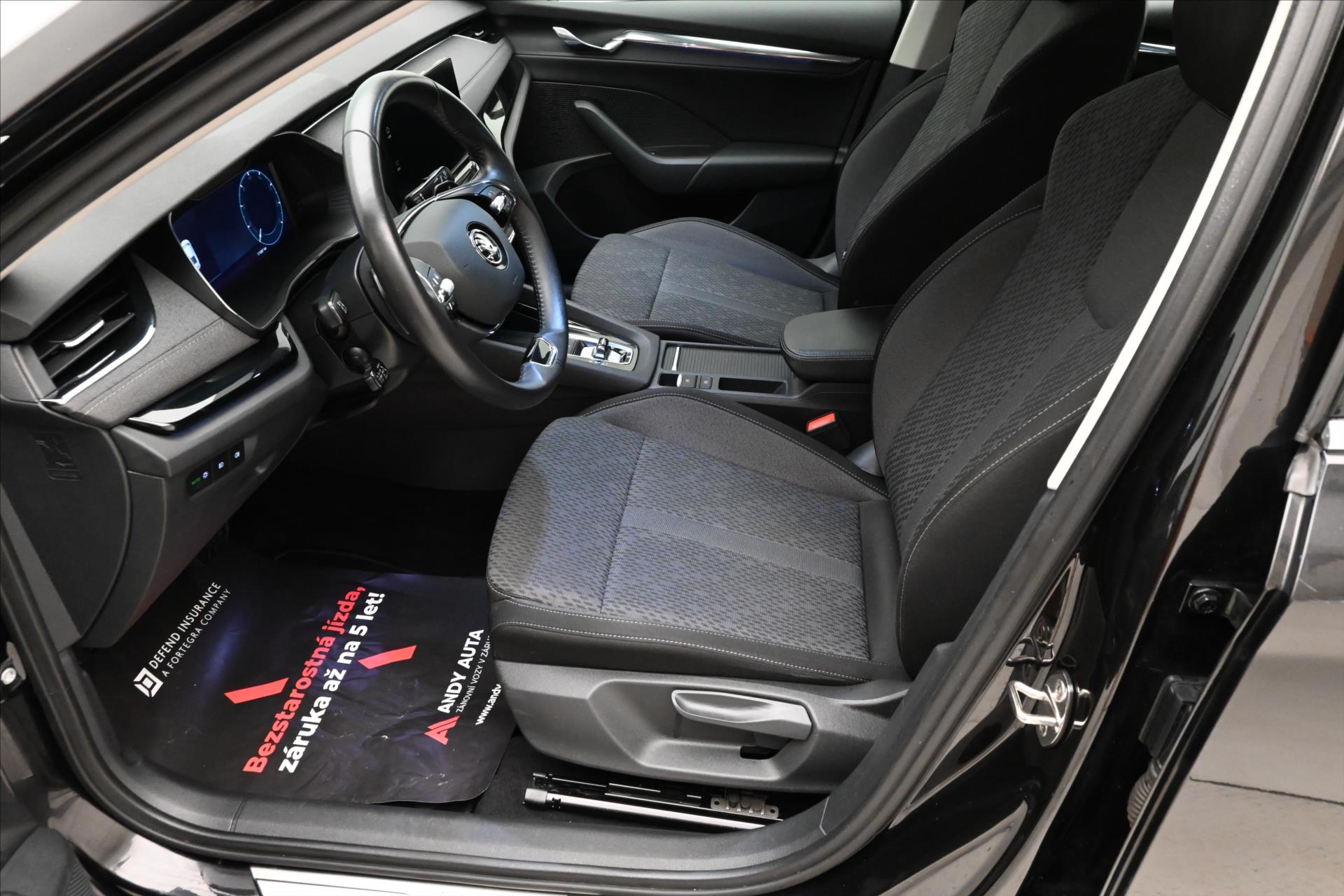 Hlavní fotografie vozu Škoda Octavia 2,0 TDI 110kW DSG Style Záruka až 5 let (14)