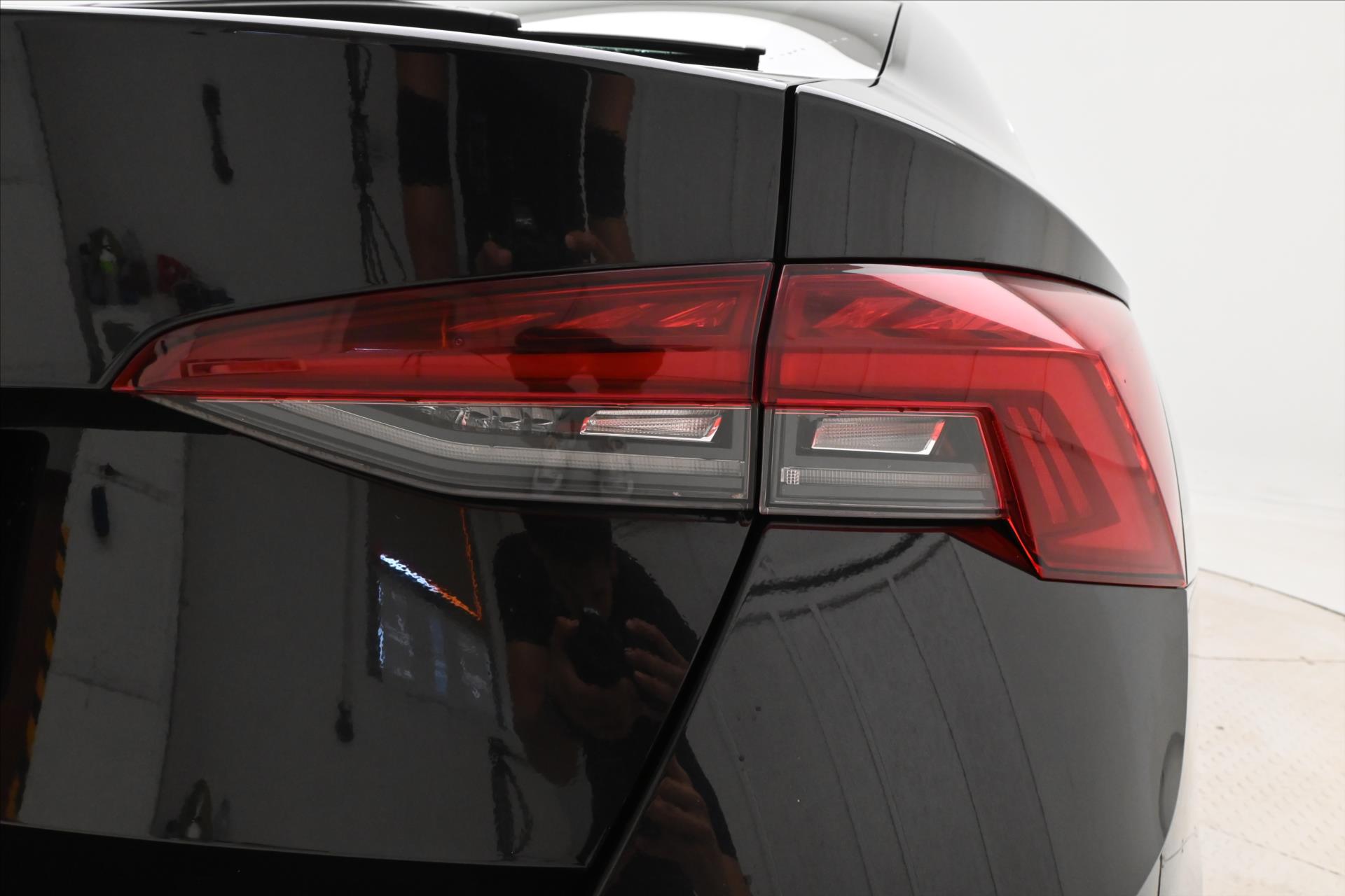 Hlavní fotografie vozu Škoda Octavia 2,0 TDI 110kW DSG Style Záruka až 5 let (33)