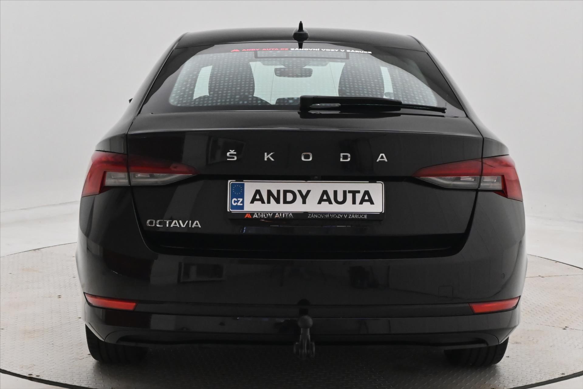 Hlavní fotografie vozu Škoda Octavia 2,0 TDI 110kW DSG Style Záruka až 5 let (7)