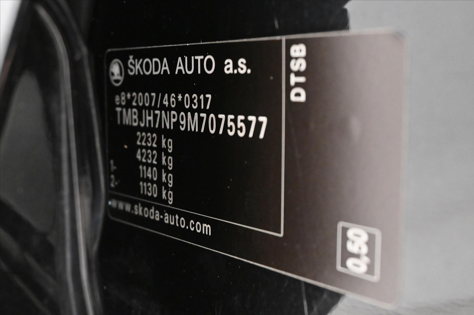 Hlavní fotografie vozu Škoda Superb 2,0 TDI 110 kW DSG STYLE Záruka až 5 let (12)