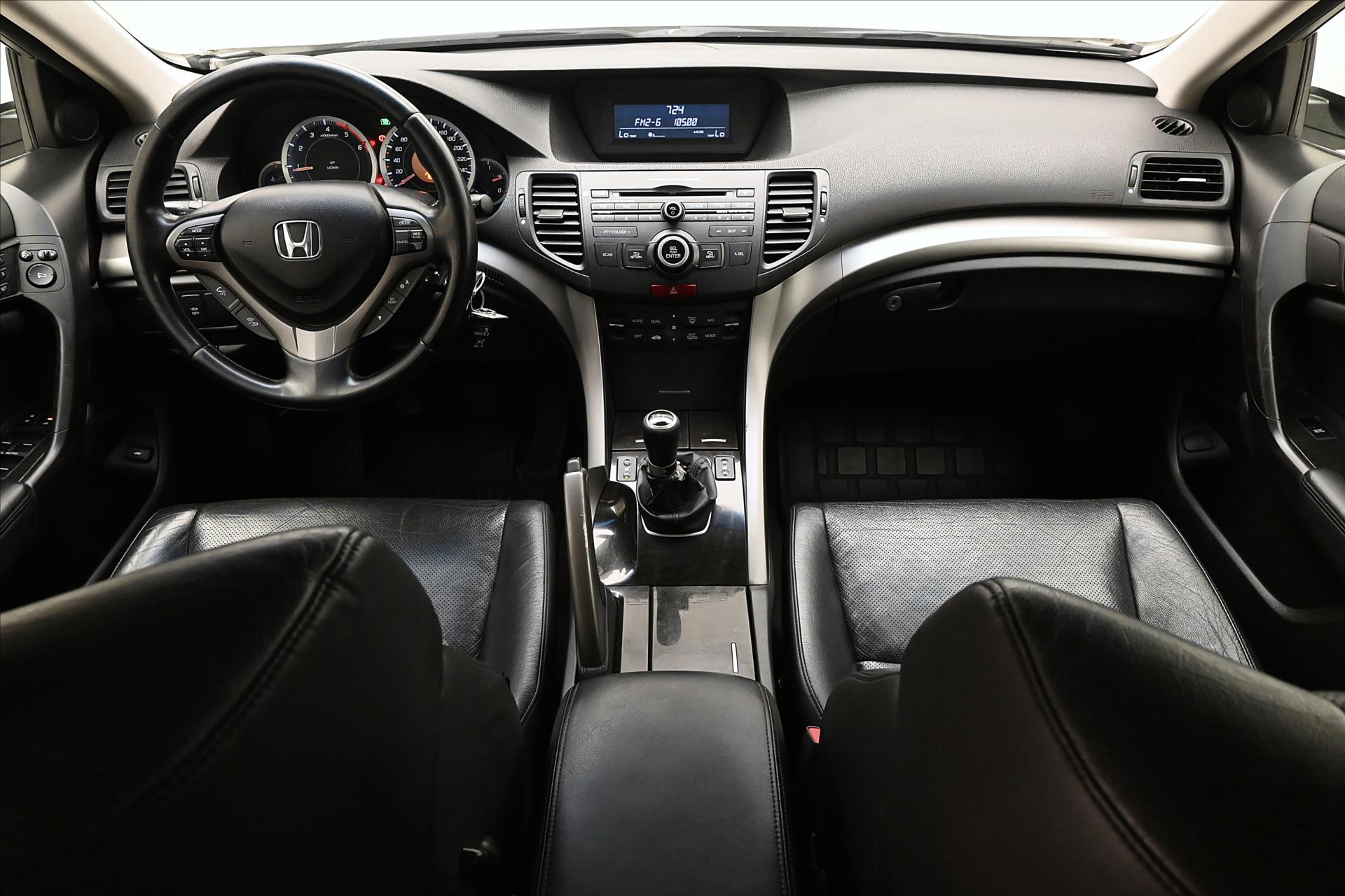 Hlavní fotografie vozu Honda Accord 2,2 i-DTEC 110kW Manuál (15)