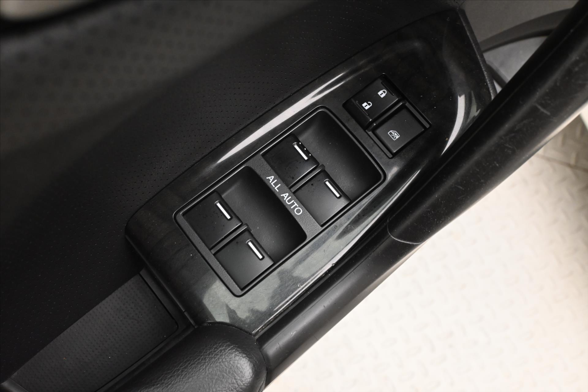 Hlavní fotografie vozu Honda Accord 2,2 i-DTEC 110kW Manuál (23)