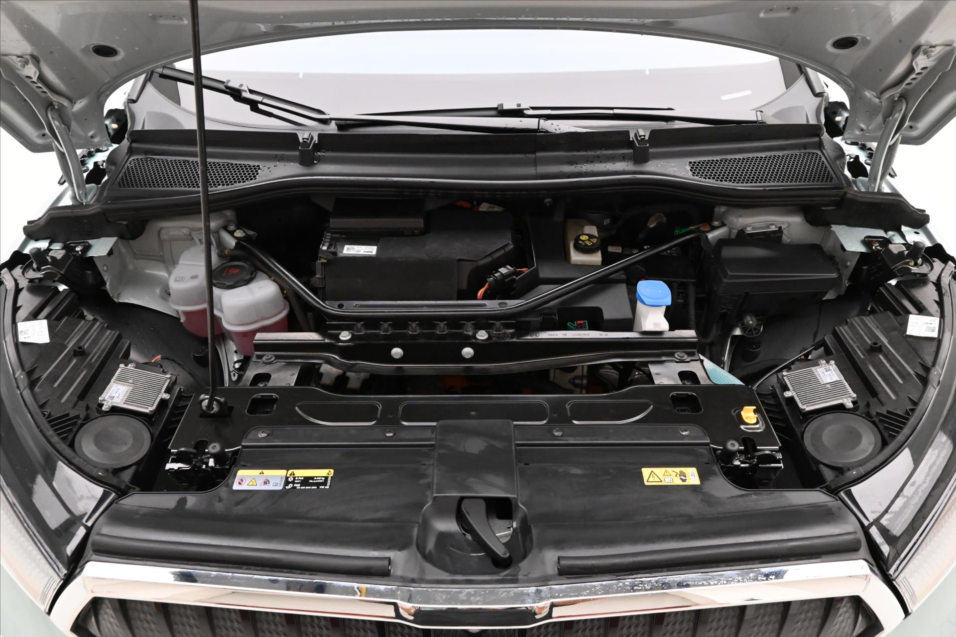 Hlavní fotografie vozu Škoda Enyaq iV 80kW 195kW 4x4 SoH 89% Záruka až 3 roky (10)