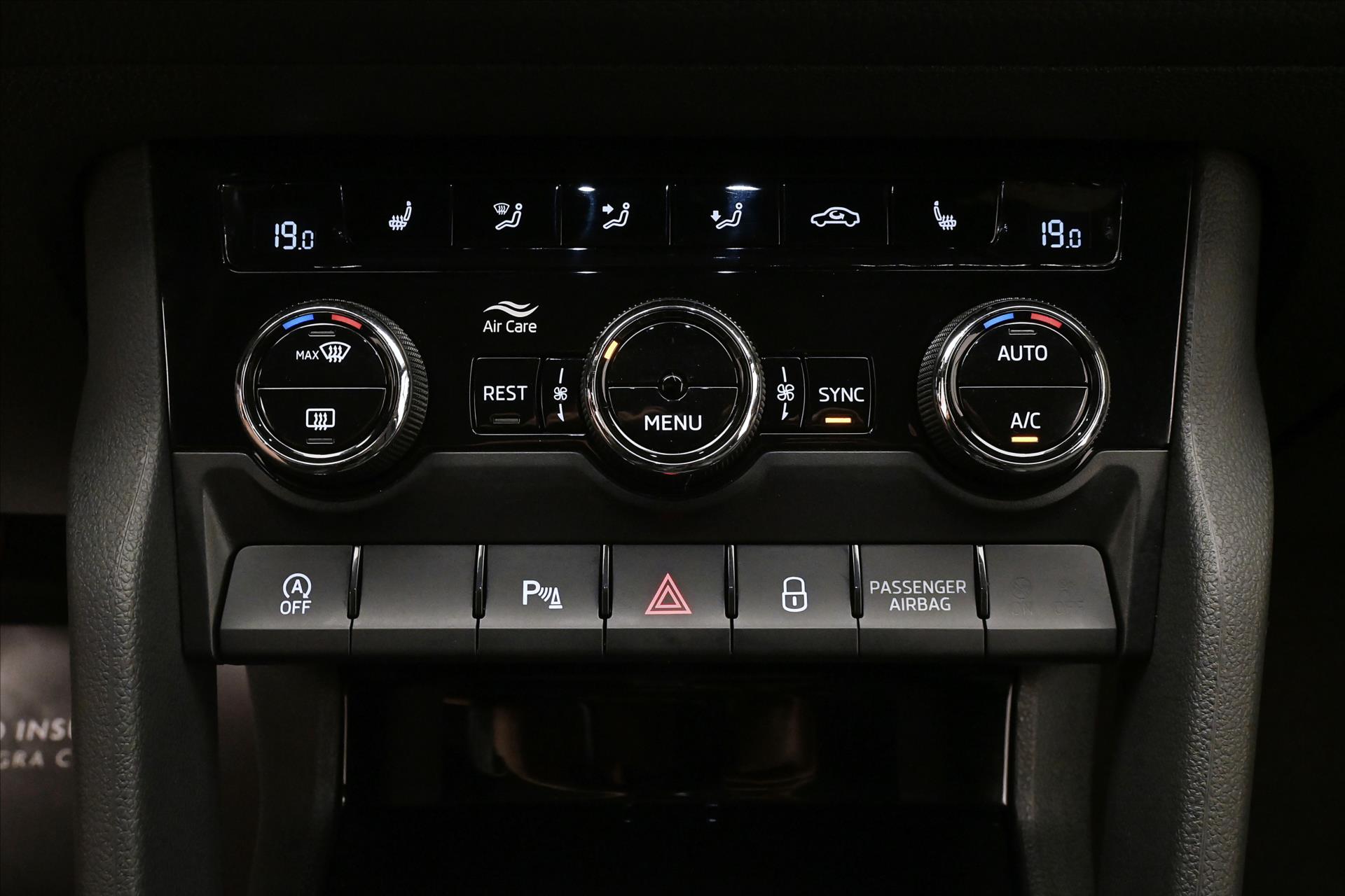 Hlavní fotografie vozu Škoda Kodiaq 1,5 TSI 110 kW SportLine Záruka až 5 let (21)