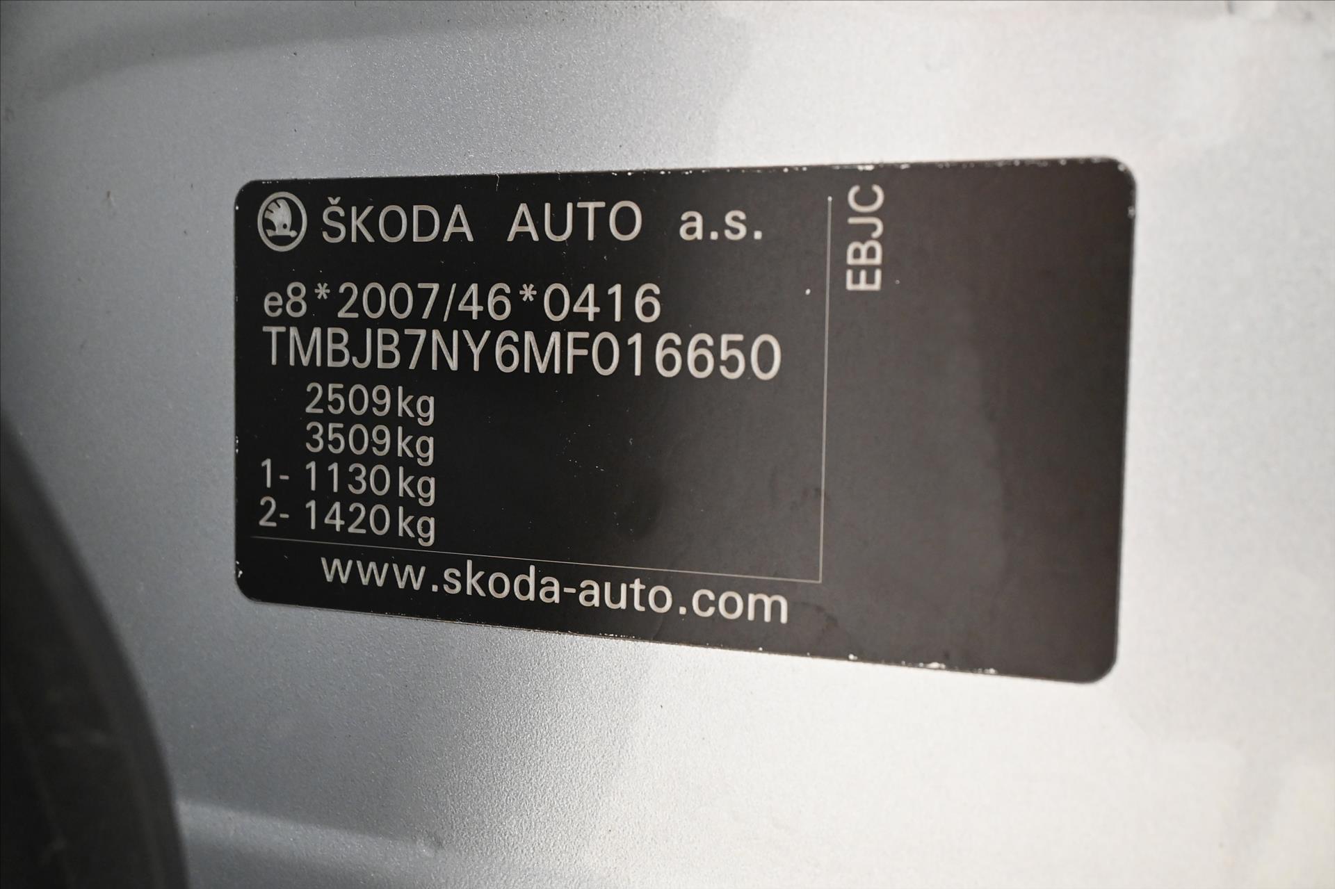 Hlavní fotografie vozu Škoda Enyaq iV 60 132kW SOH 88% FIRST Edition Záruka až 3 roky (13)