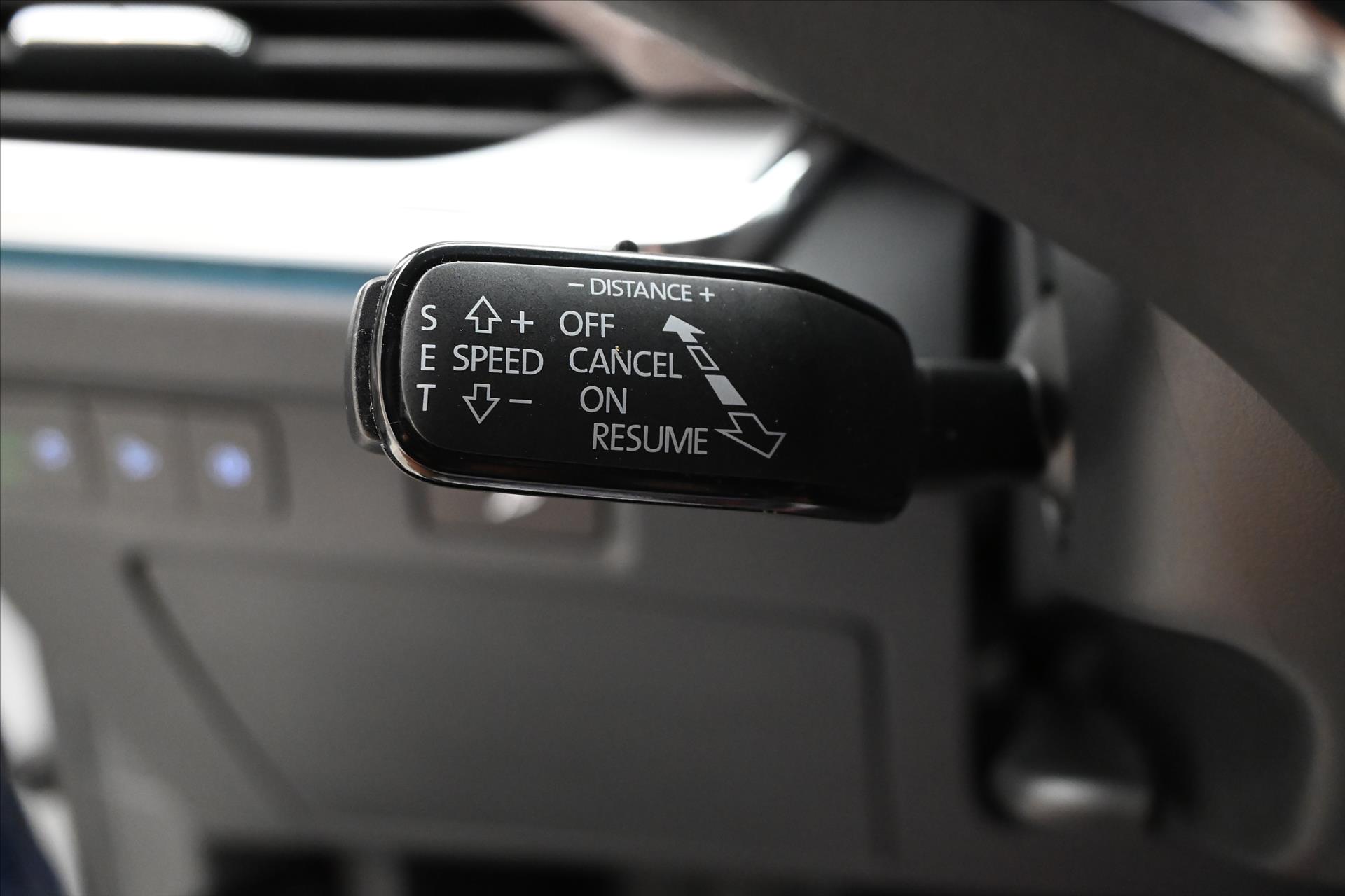 Hlavní fotografie vozu Škoda Enyaq iV 60 132kW SOH 88% FIRST Edition Záruka až 3 roky (26)