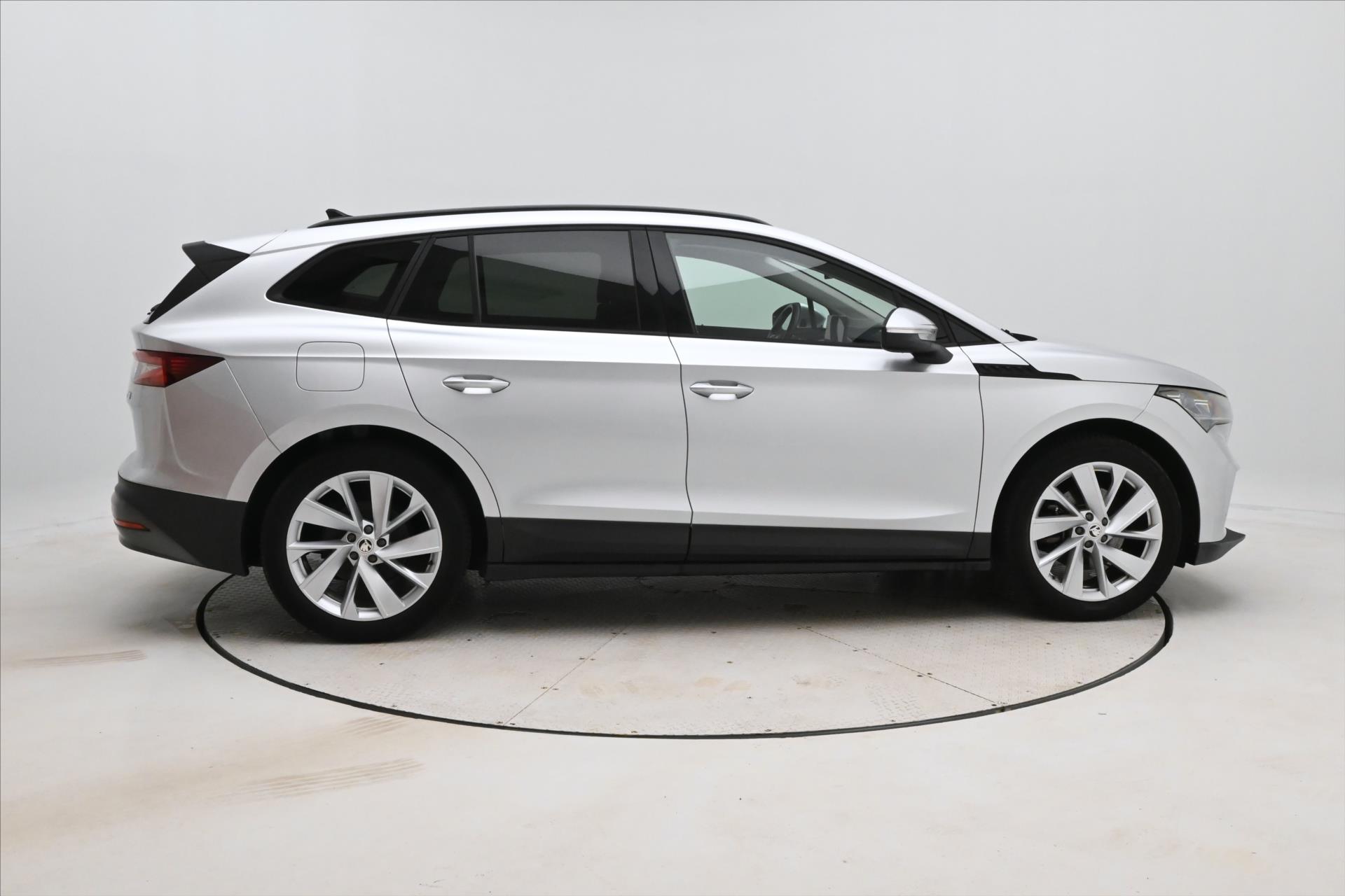 Hlavní fotografie vozu Škoda Enyaq iV60 132kW SOH 88% FIRST Edition Záruka až 3 roky (4)