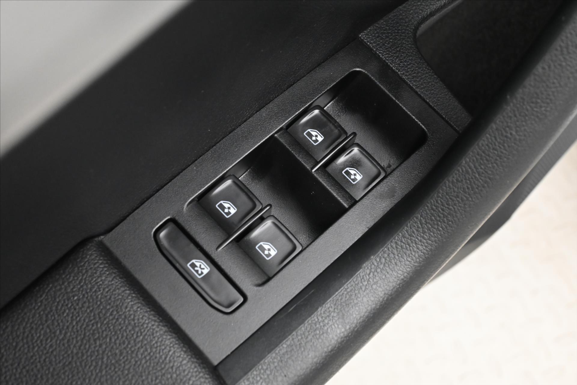 Hlavní fotografie vozu Škoda Octavia 1,6 TDI 85 kW Ambition Záruka až 5 let (24)