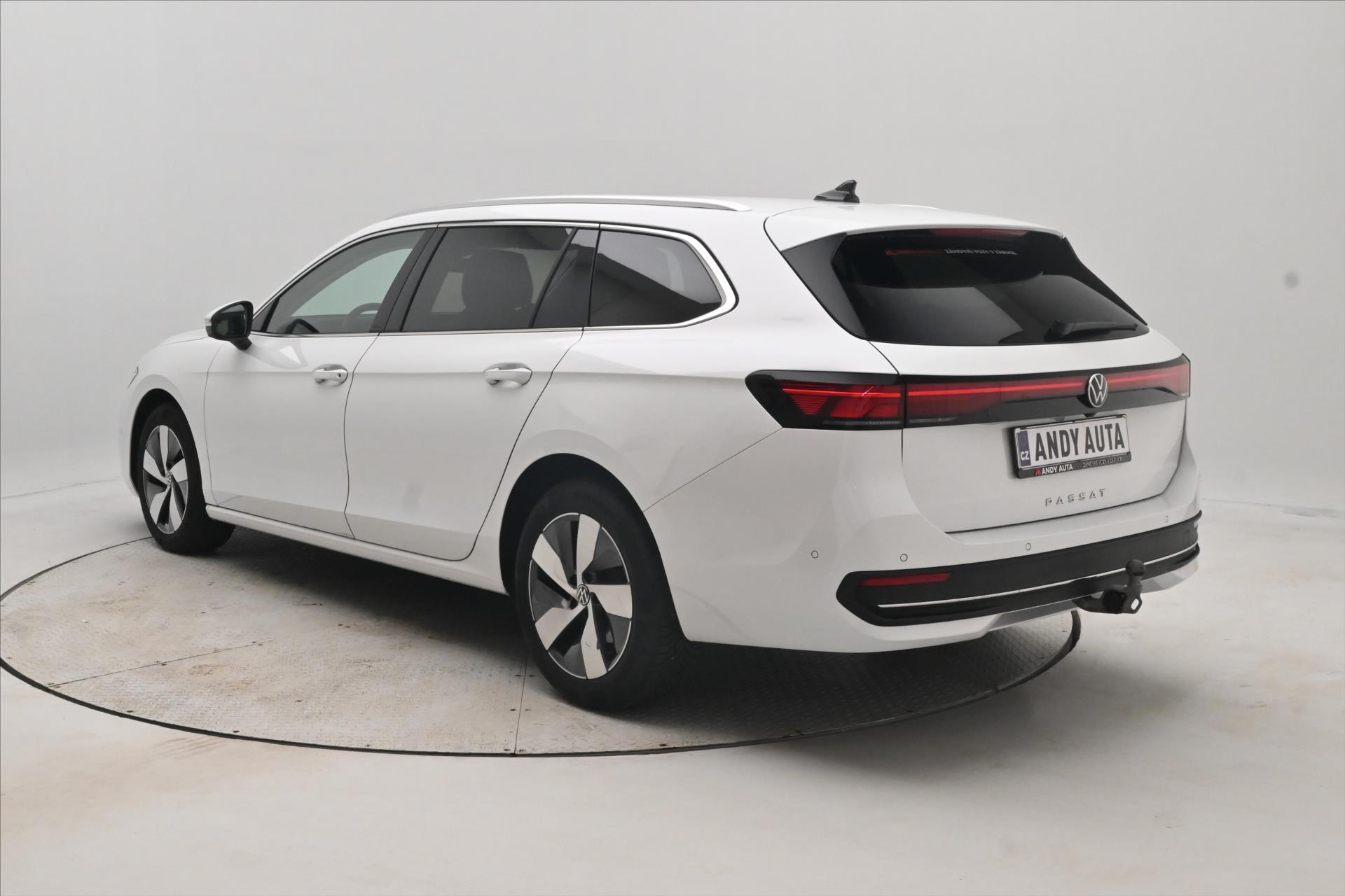 Hlavní fotografie vozu Volkswagen Passat 2,0 TDI 110 kW DSG Business Záruka až 5 let (7)