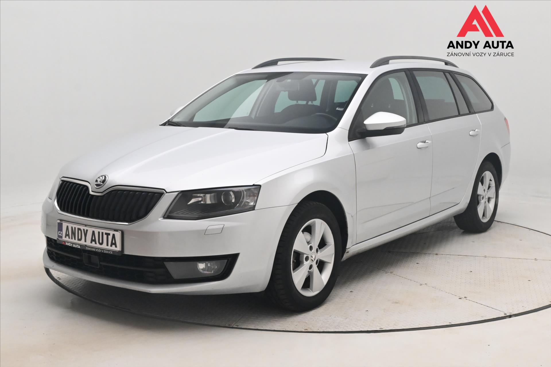 Škoda Octavia 1,6 TDI 81kW tažné nová STK