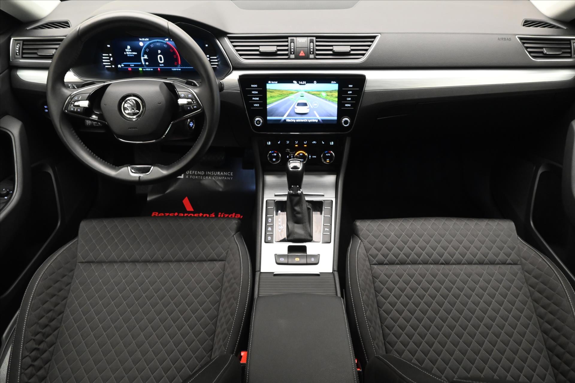 Hlavní fotografie vozu Škoda Superb 2,0 TDI 147 kW DSG 4x4 Ambition Záruka až 5 let (15)