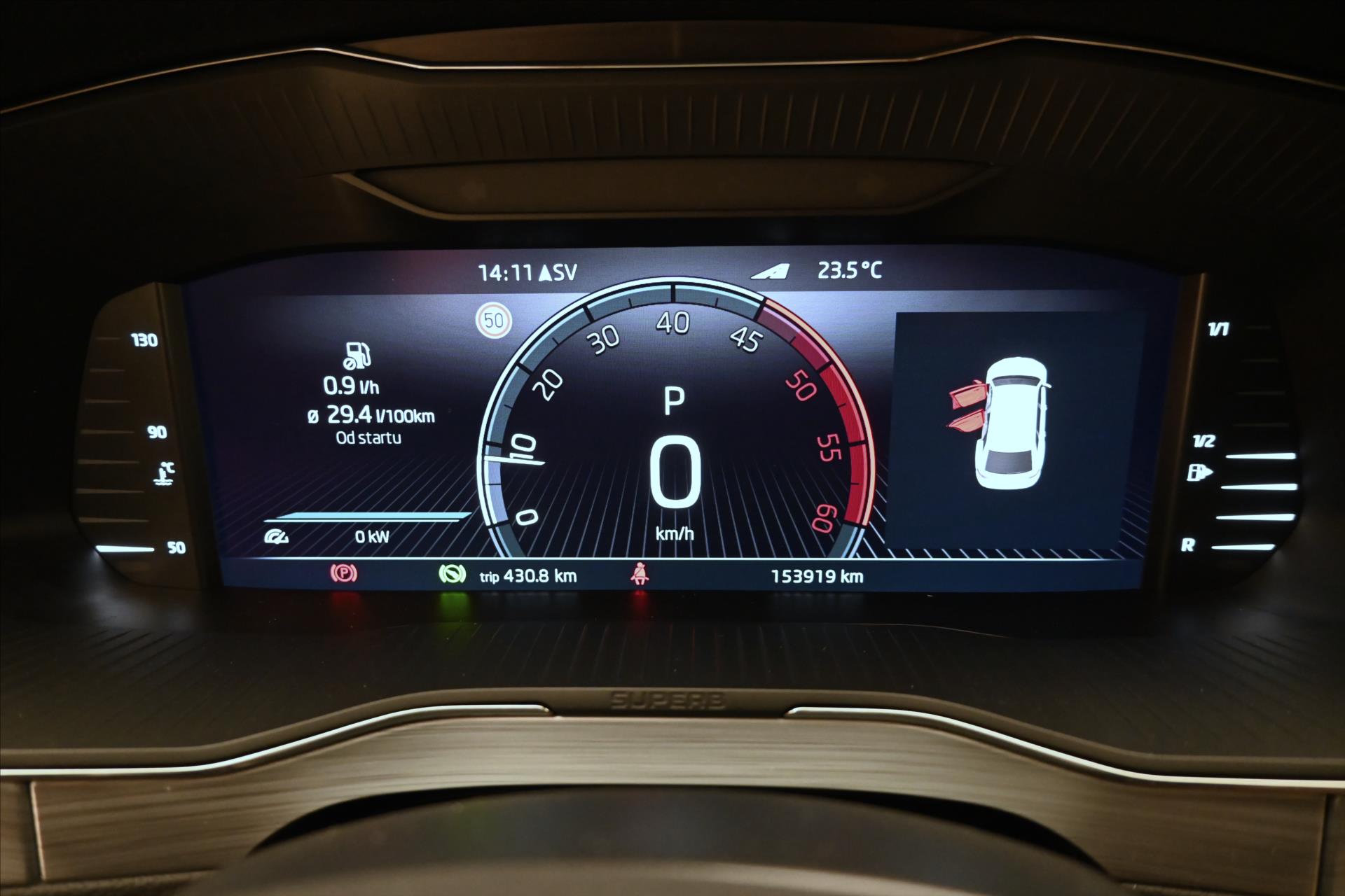 Hlavní fotografie vozu Škoda Superb 2,0 TDI 147 kW DSG 4x4 Ambition Záruka až 5 let (16)
