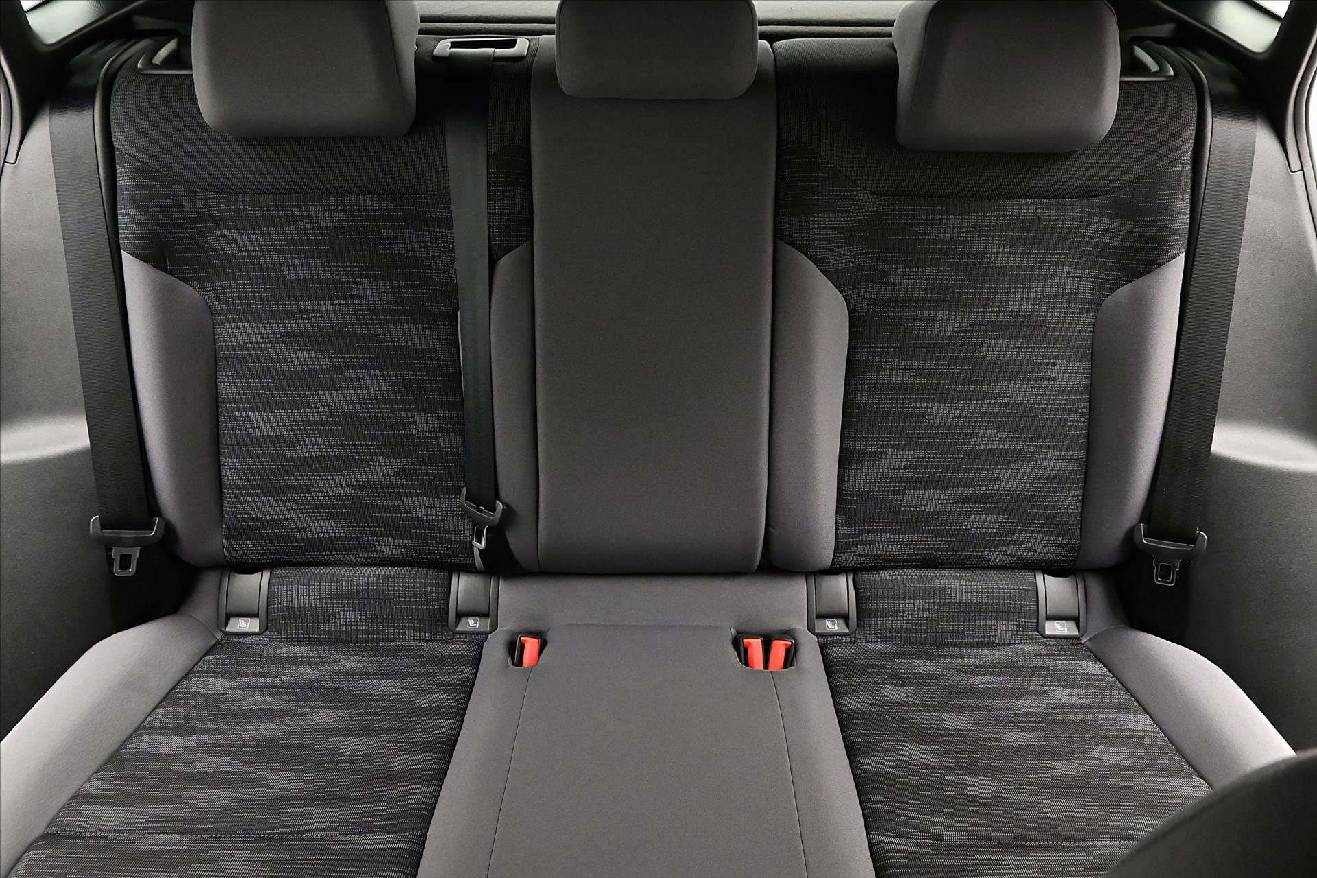 Hlavní fotografie vozu Volkswagen ID.5 ID.5 Pro 77kW 128kW SoH 94% Záruka až 3 roky (26)