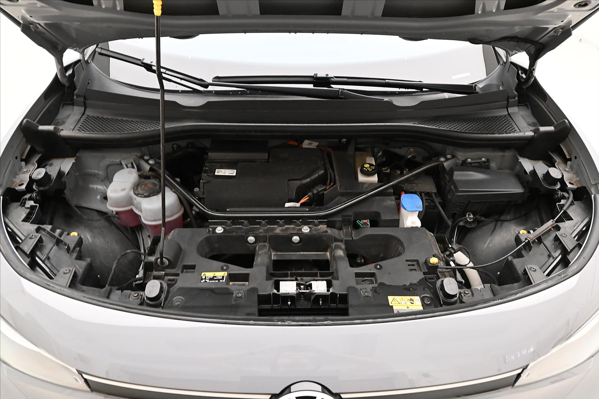 Hlavní fotografie vozu Volkswagen ID.5 ID.5 Pro 77kW 128kW SoH 94% Záruka až 3 roky (9)
