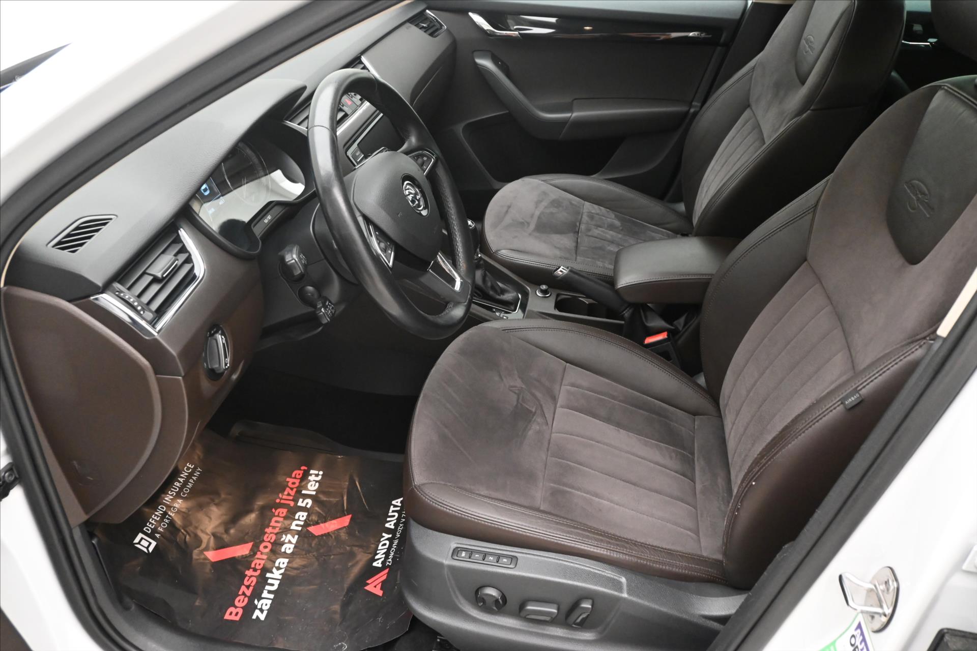 Hlavní fotografie vozu Škoda Octavia 2,0 TDI 135kW L&K DSG 4x4 Záruka až 5 let (13)
