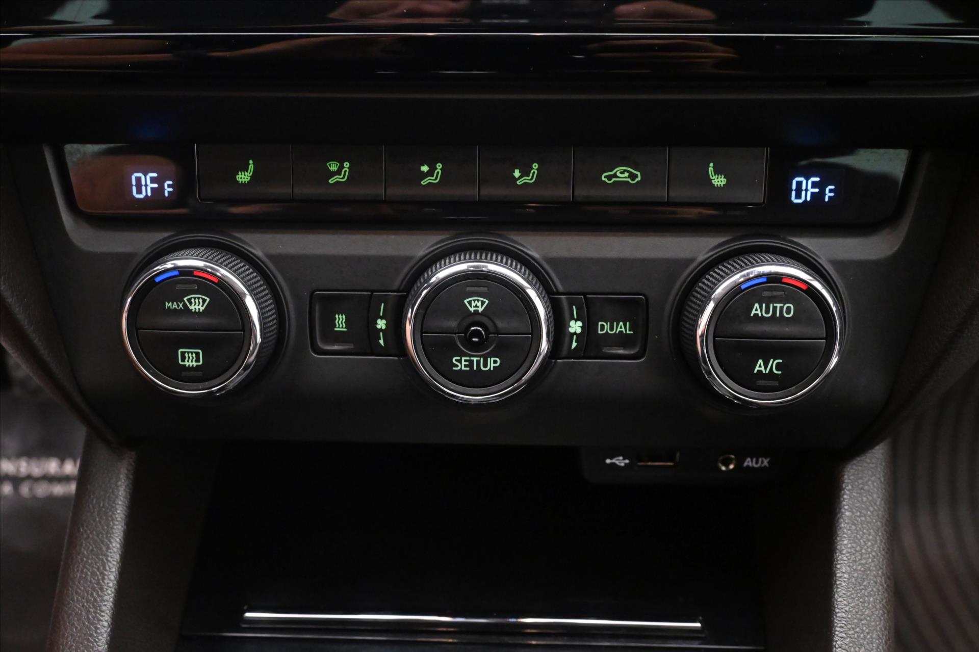 Hlavní fotografie vozu Škoda Octavia 2,0 TDI 135kW L&K DSG 4x4 Záruka až 5 let (20)