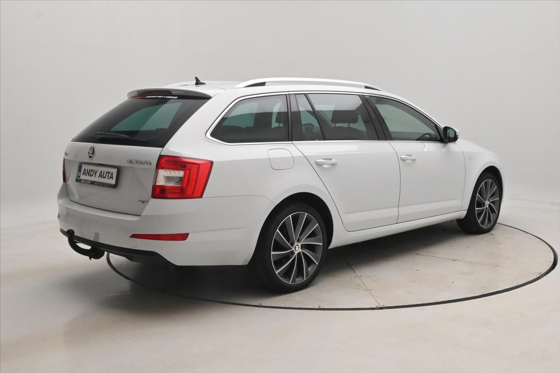 Hlavní fotografie vozu Škoda Octavia 2,0 TDI 135kW L&K DSG 4x4 Záruka až 5 let (5)