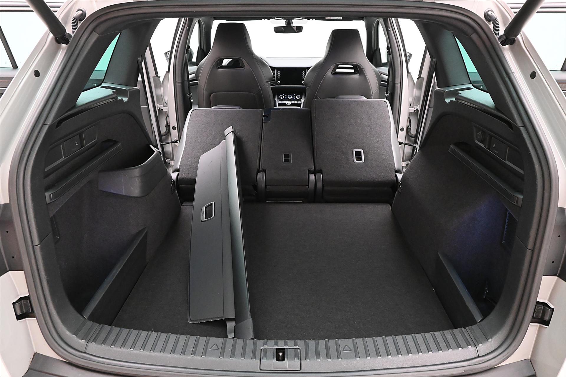 Hlavní fotografie vozu Škoda Kodiaq 1,5 TSI 110 kW SPORT LINE Záruka až 5 let (11)
