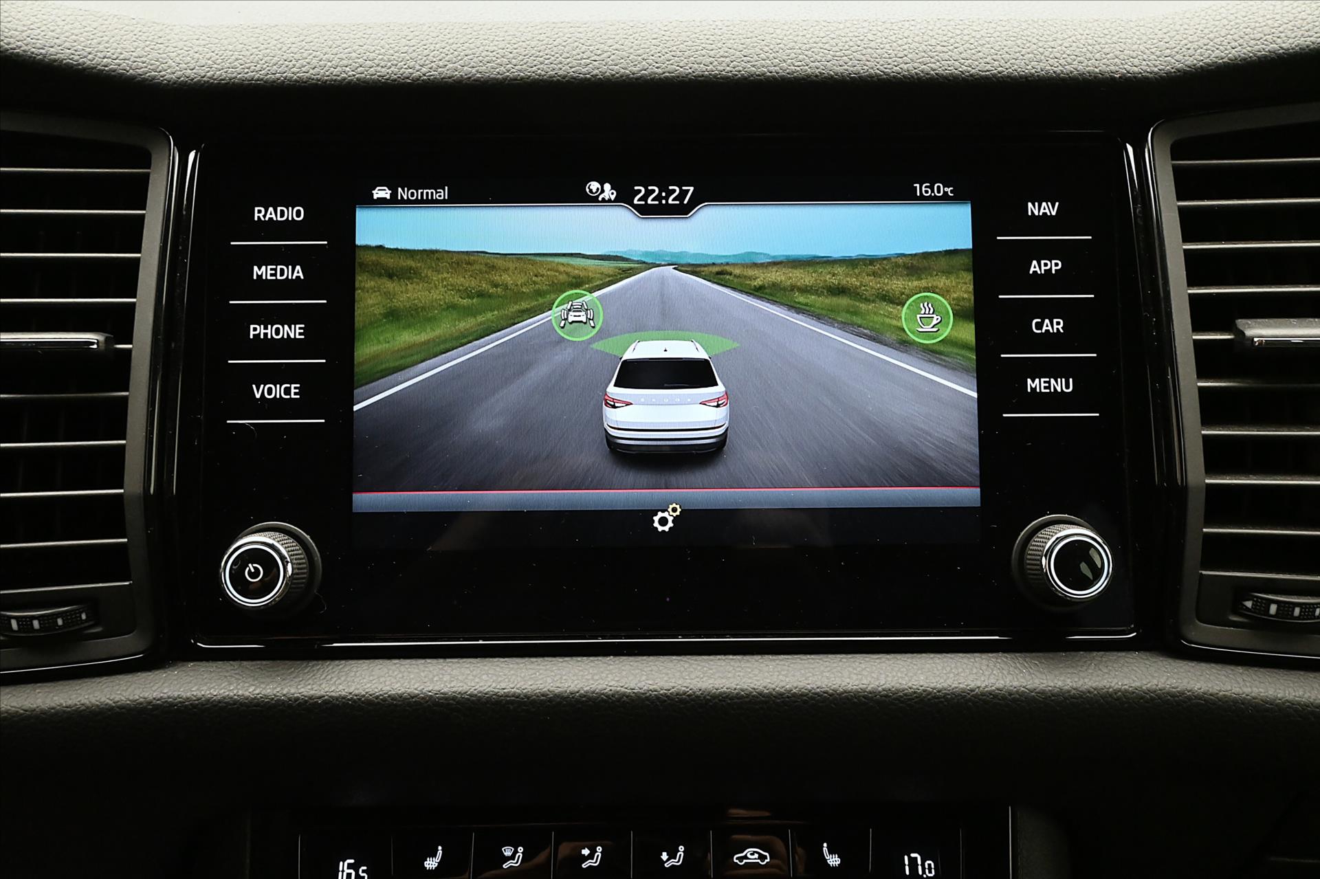 Hlavní fotografie vozu Škoda Kodiaq 1,5 TSI 110 kW SPORT LINE Záruka až 5 let (19)