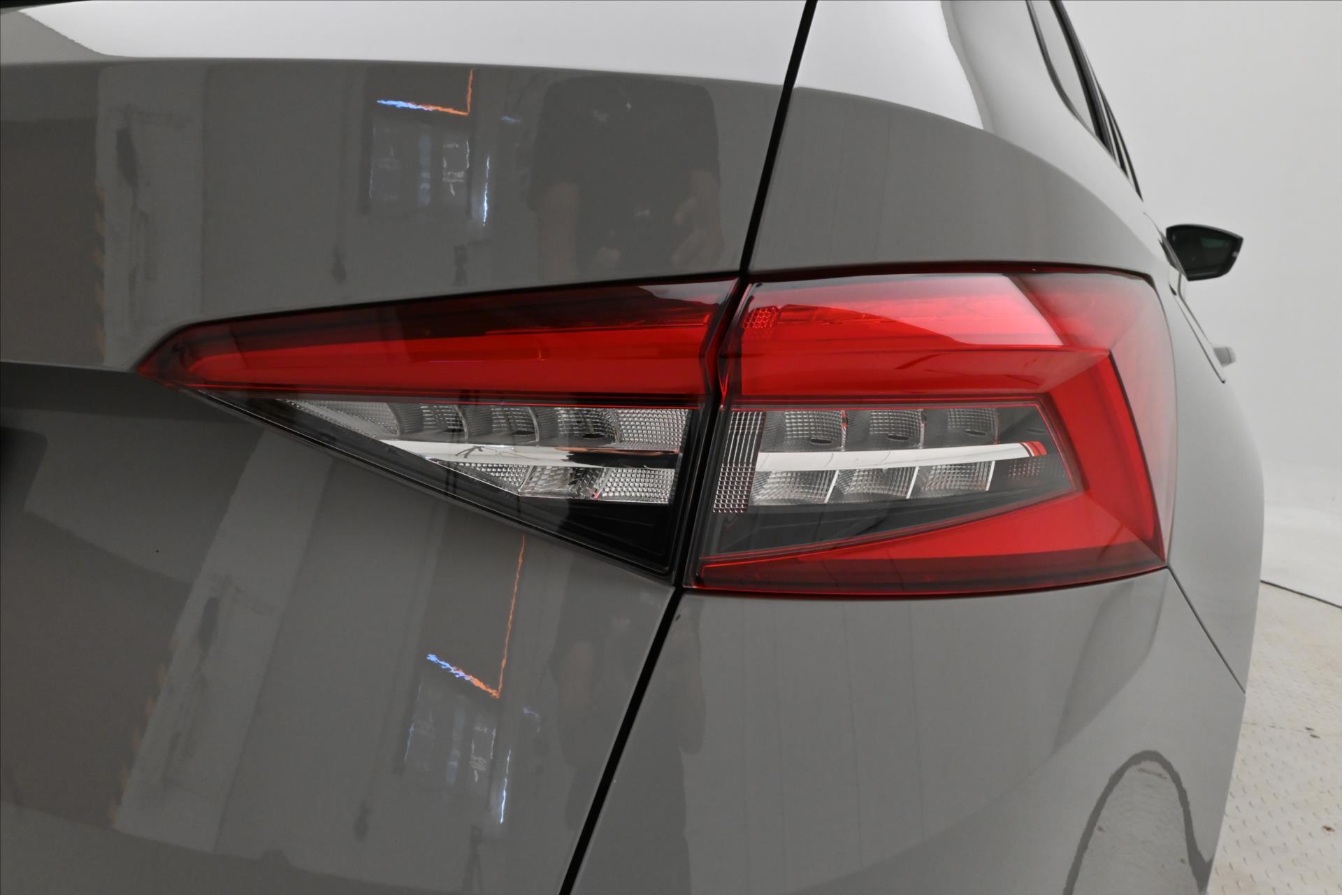 Hlavní fotografie vozu Škoda Kodiaq 1,5 TSI 110 kW SPORT LINE Záruka až 5 let (31)