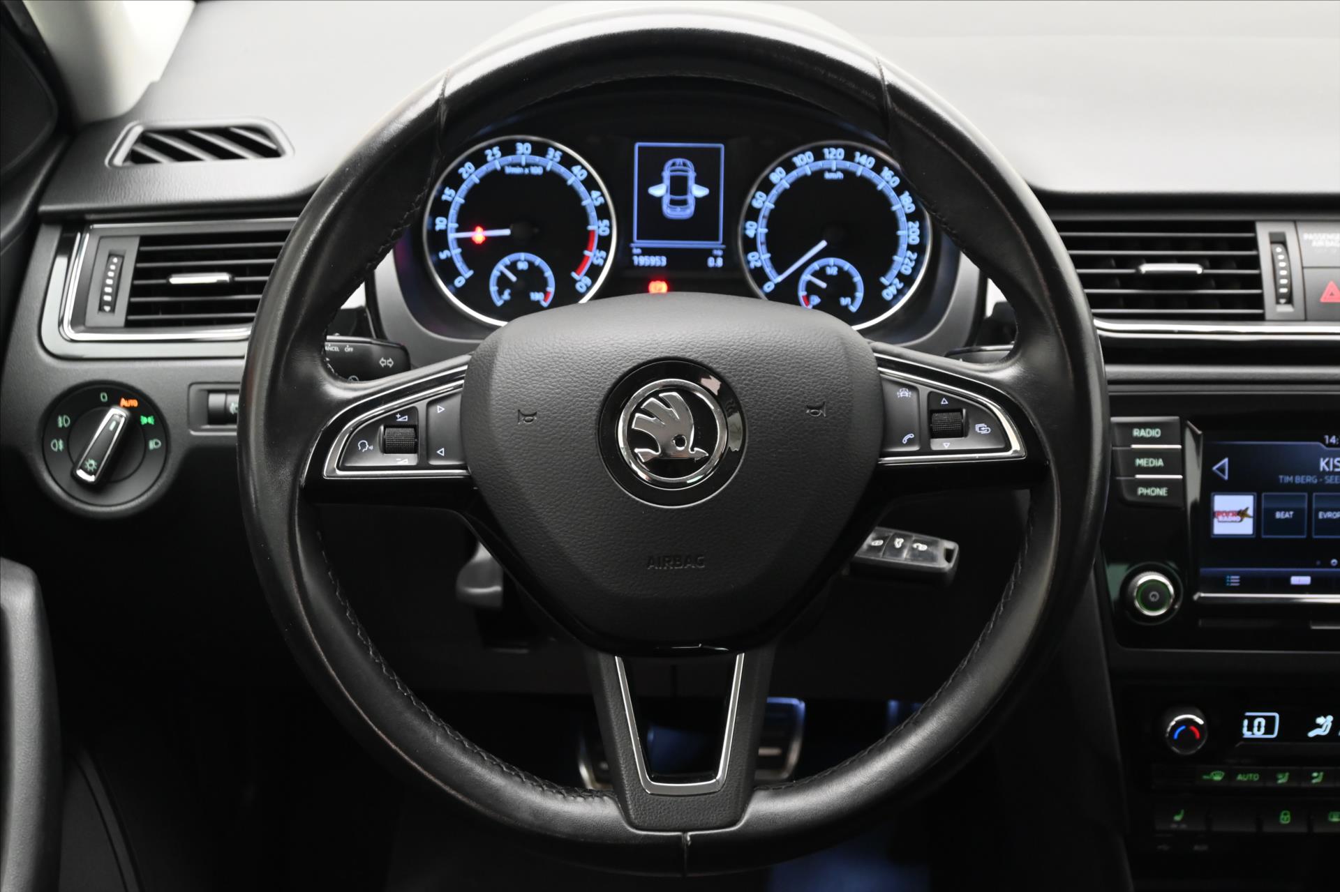 Hlavní fotografie vozu Škoda Rapid 1,6 TDI 85kW Style Záruka až 5 let (18)