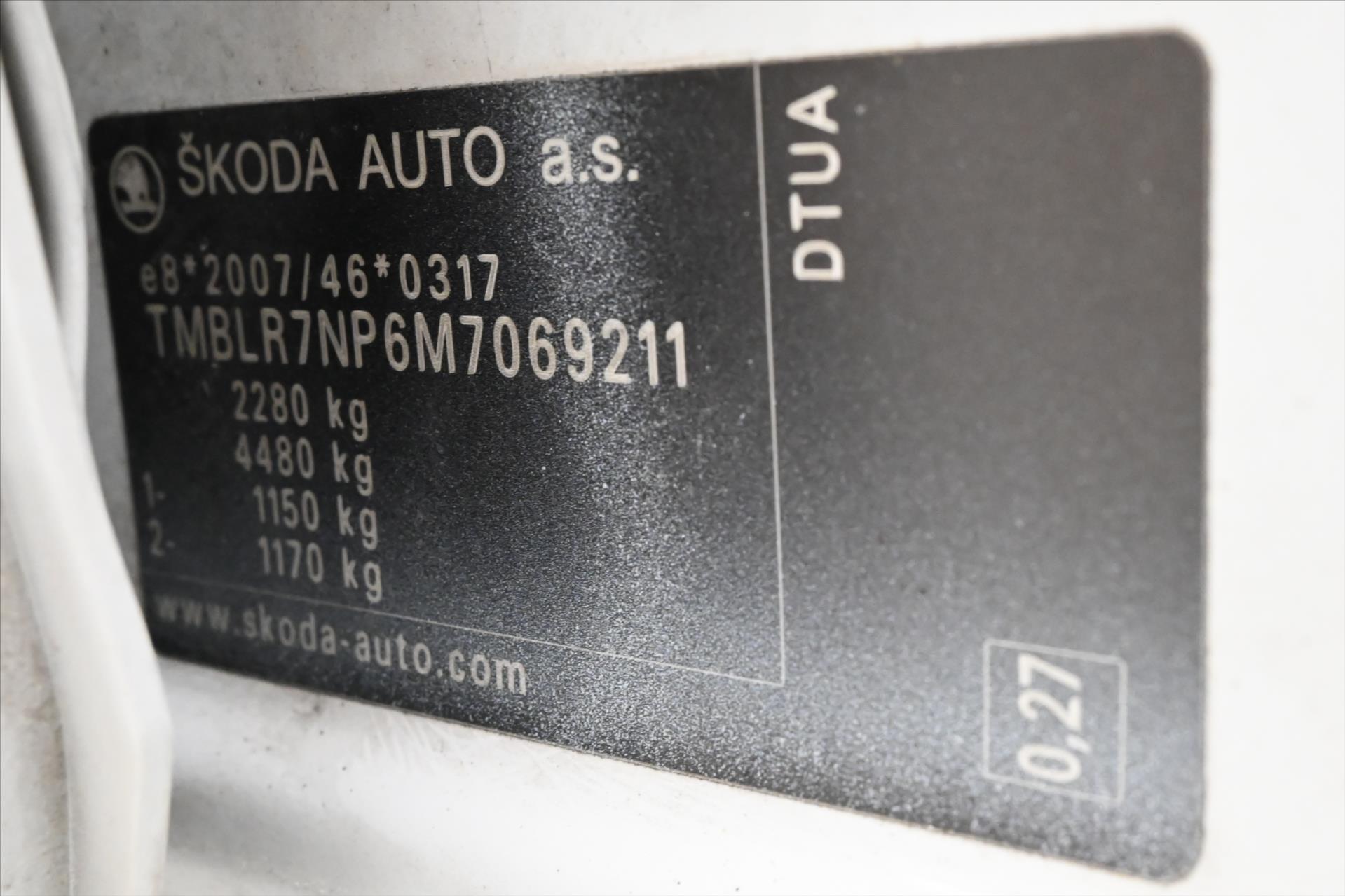 Hlavní fotografie vozu Škoda Superb 2,0 TDI 147 kW DSG 4x4 Style Záruka až 5 let (12)