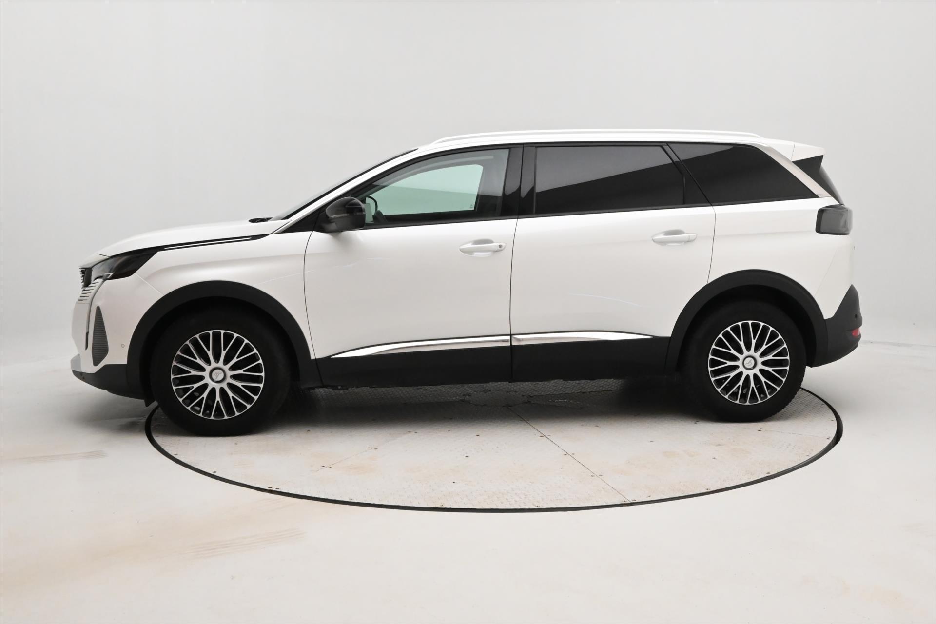 Hlavní fotografie vozu Peugeot 5008 1,5 HDI 96 kW EAT8 7Míst ALLURE Záruka až 5 let (8)