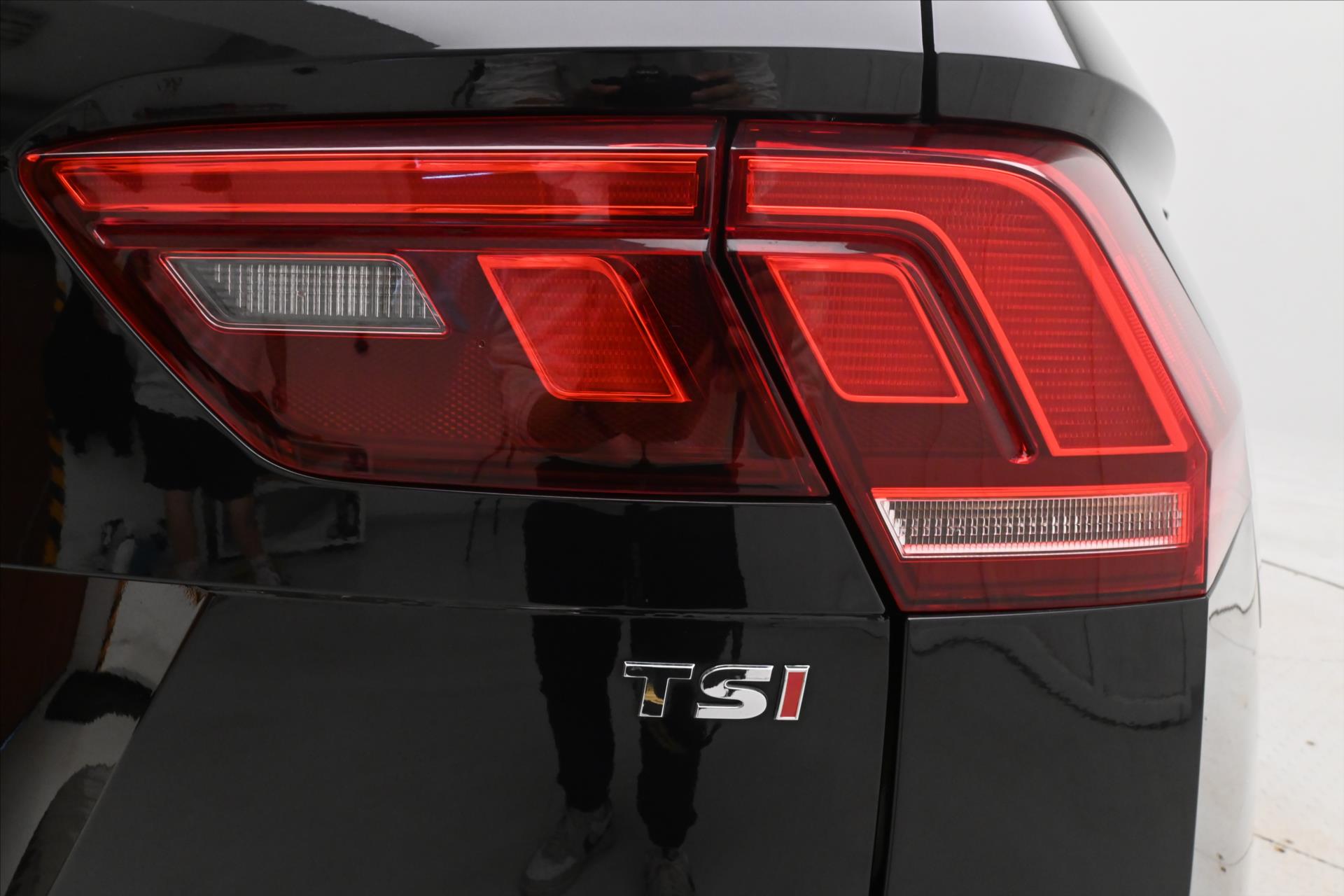 Hlavní fotografie vozu Volkswagen Tiguan Allspace 1,4 TSI 110kW Tažné Záruka až 5 let (29)