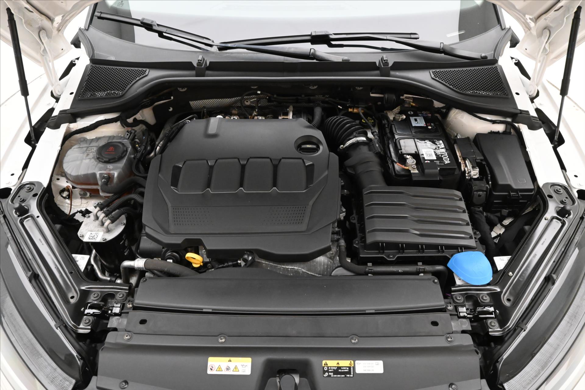 Hlavní fotografie vozu Škoda Octavia 2,0 TDI 110kW 4x4 DSG Ambition Záruka až 5 let (9)