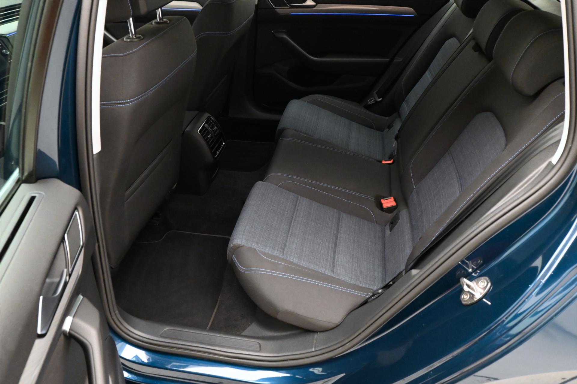 Hlavní fotografie vozu Volkswagen Passat 1,4 GTE TSI 160 kW DSG SoH 92% Záruka až 5 let (15)