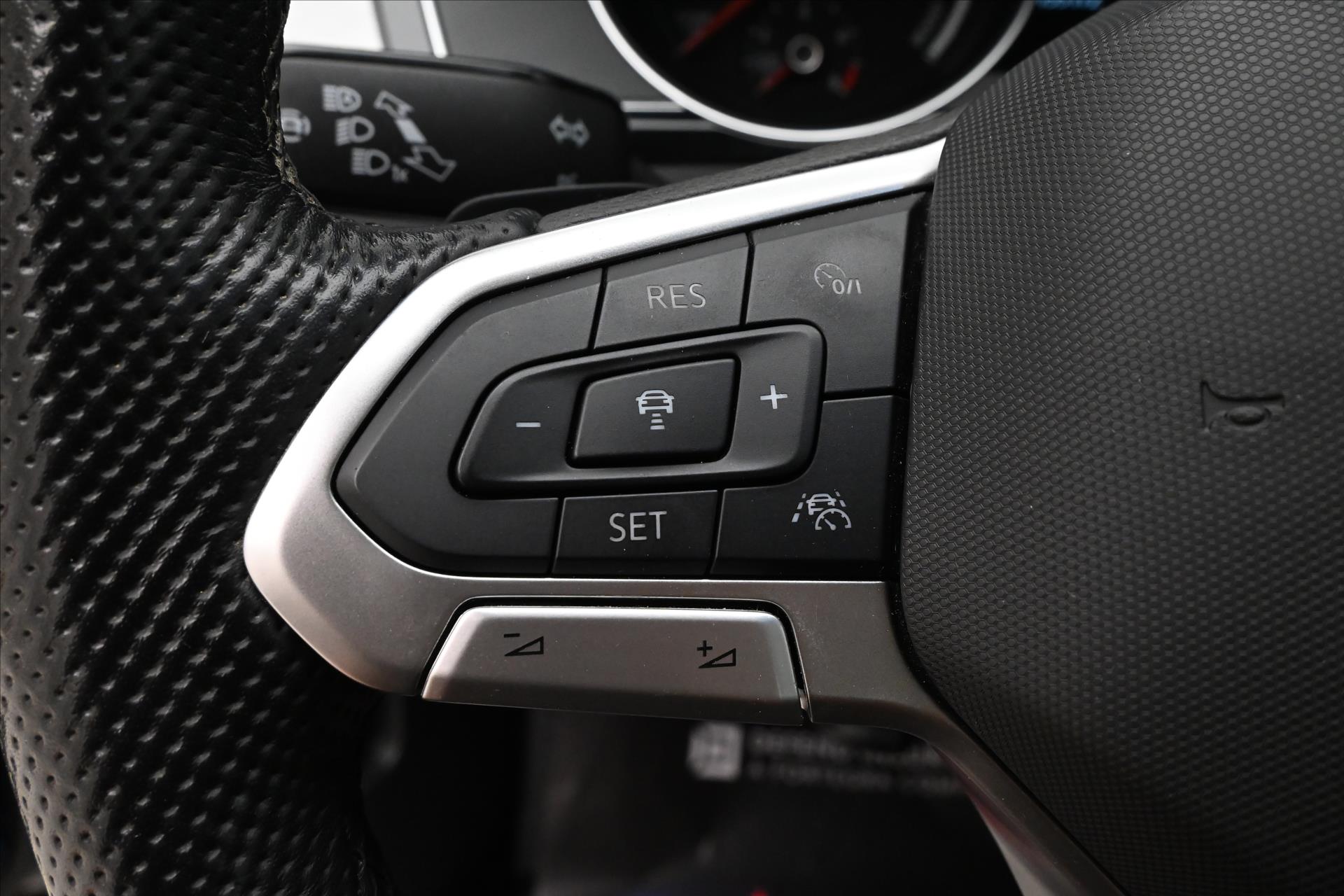 Hlavní fotografie vozu Volkswagen Passat 1,4 GTE TSI 160 kW DSG SoH 92% Záruka až 5 let (25)