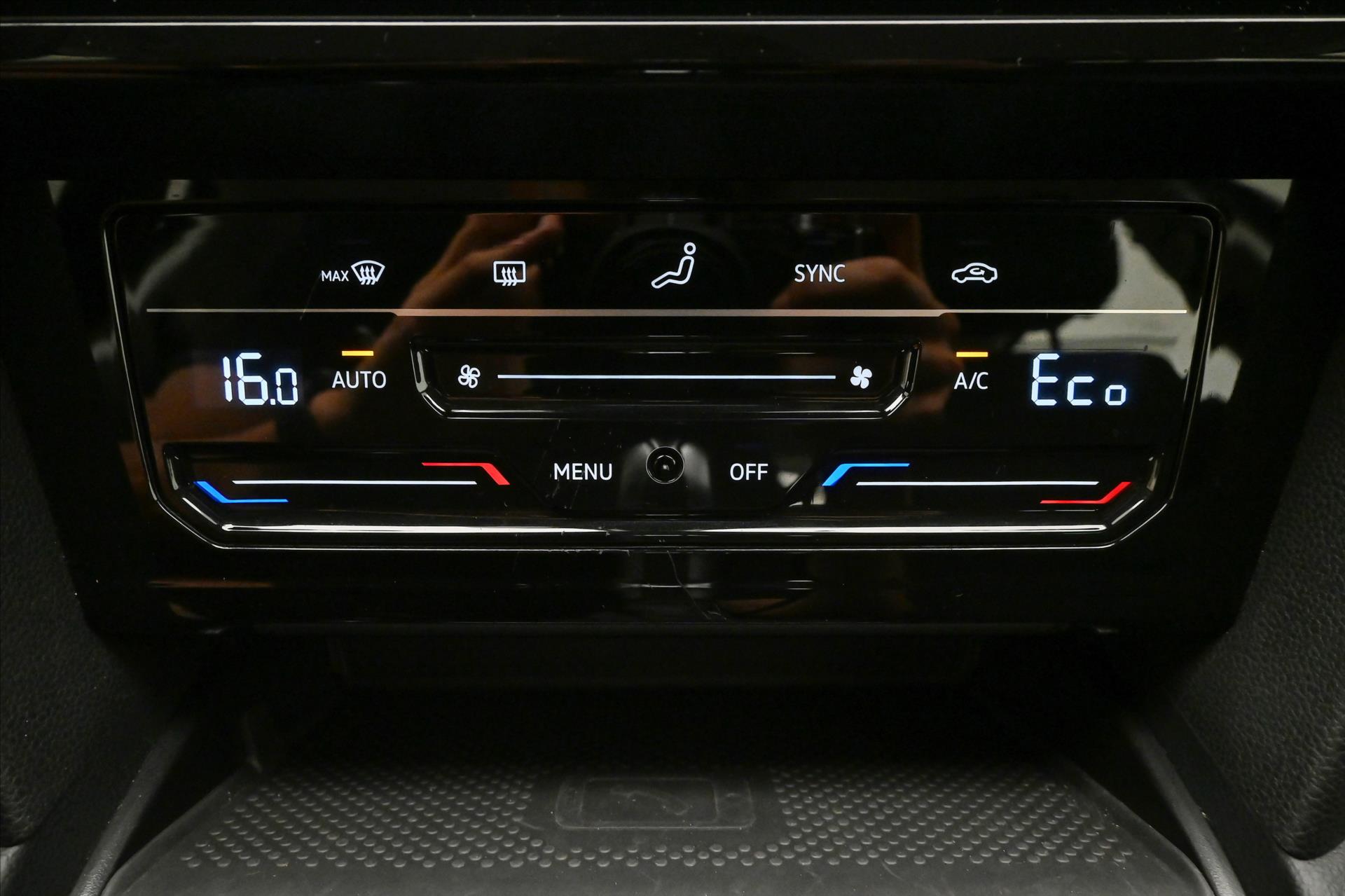 Hlavní fotografie vozu Volkswagen Passat 1,4 GTE TSI 160kW DSG Záruka až 5 let (21)