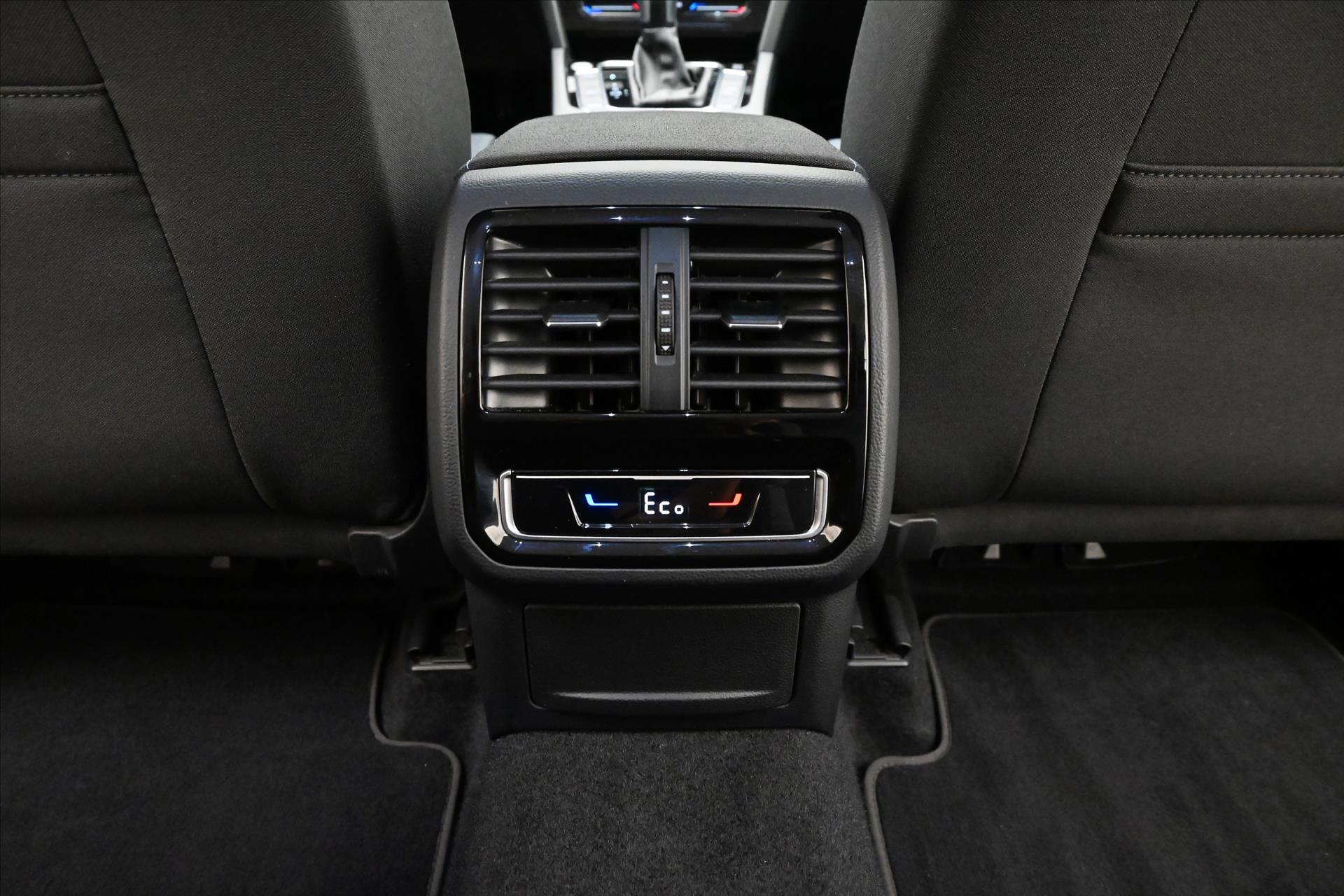 Hlavní fotografie vozu Volkswagen Passat 1,4 GTE TSI 160kW DSG Záruka až 5 let (22)