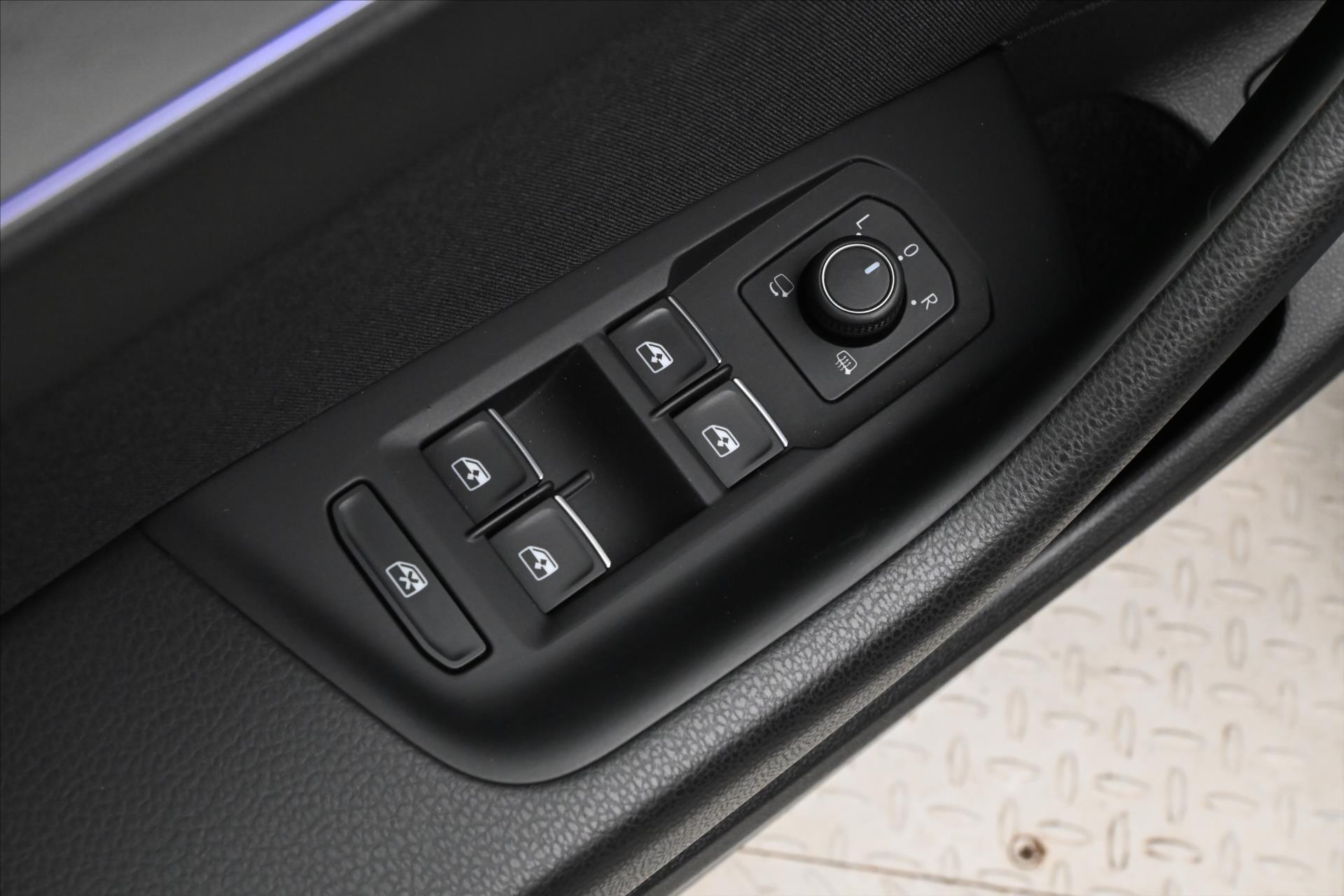 Hlavní fotografie vozu Volkswagen Passat 1,4 GTE TSI 160kW DSG Záruka až 5 let (26)