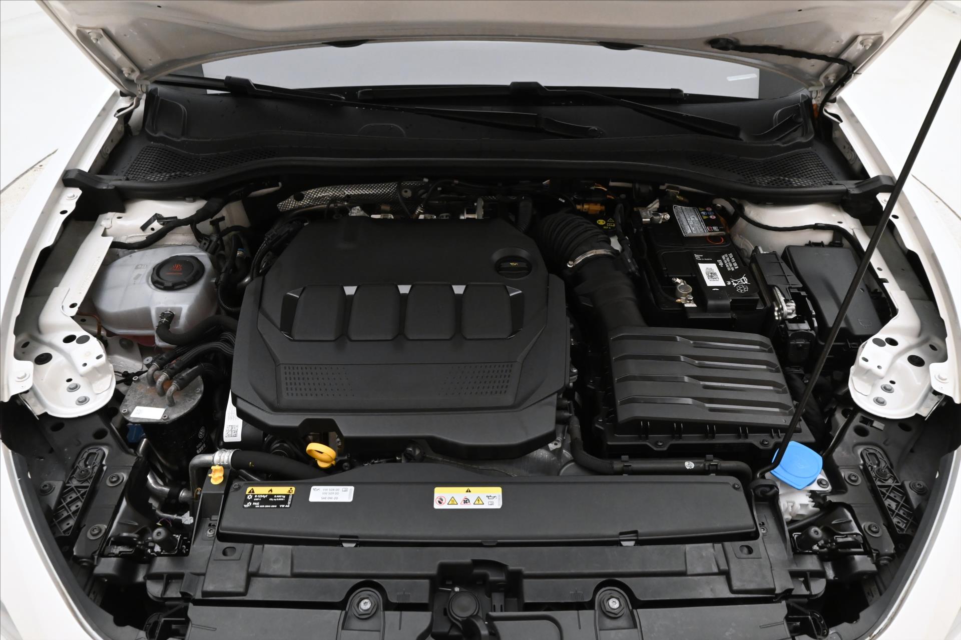 Hlavní fotografie vozu Seat Leon 2,0 TDI 110 kW DSG Style Záruka až 5 let (10)