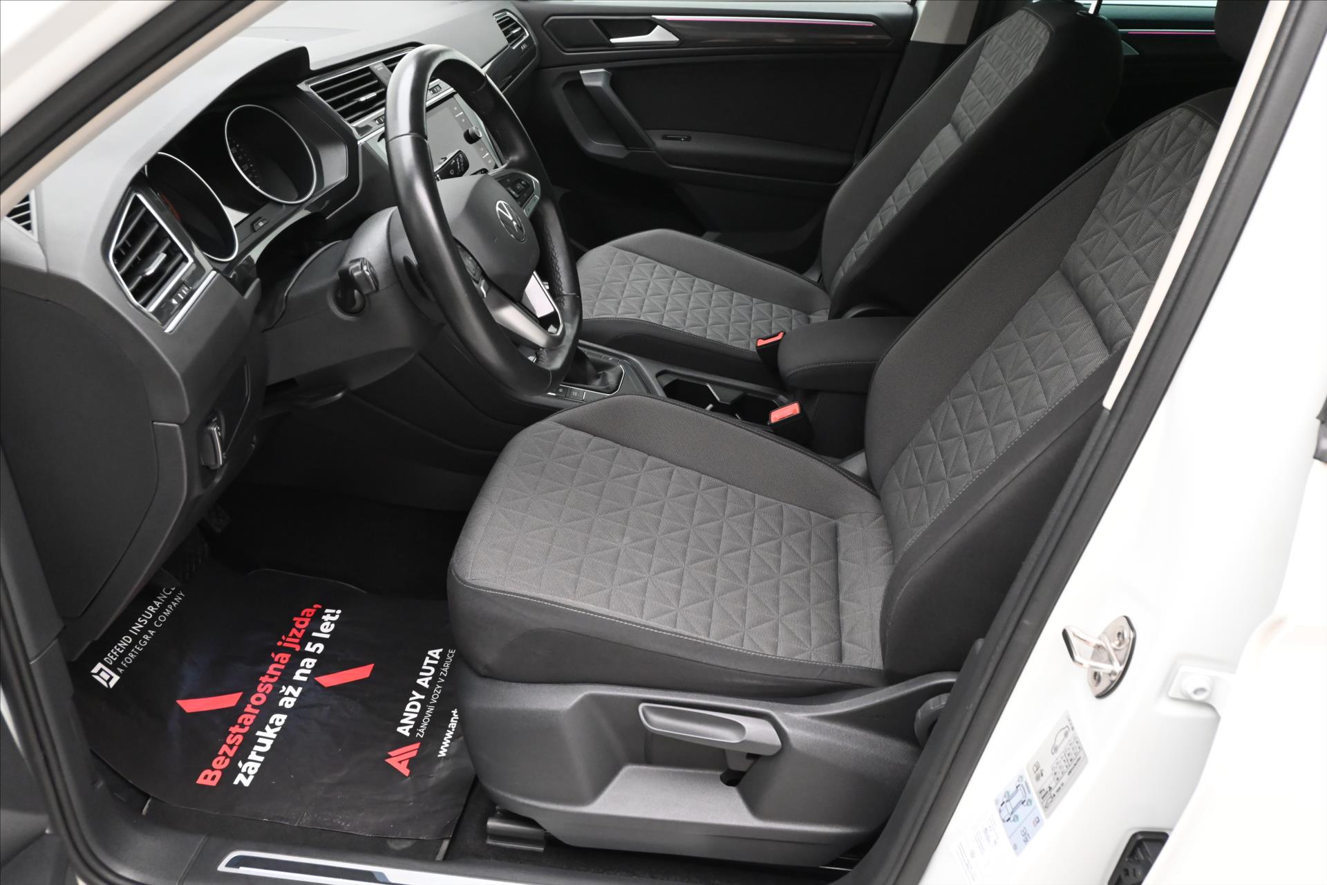 Hlavní fotografie vozu Volkswagen Tiguan 2,0 TDI 110 kW DSG Life Záruka až 5 let (13)